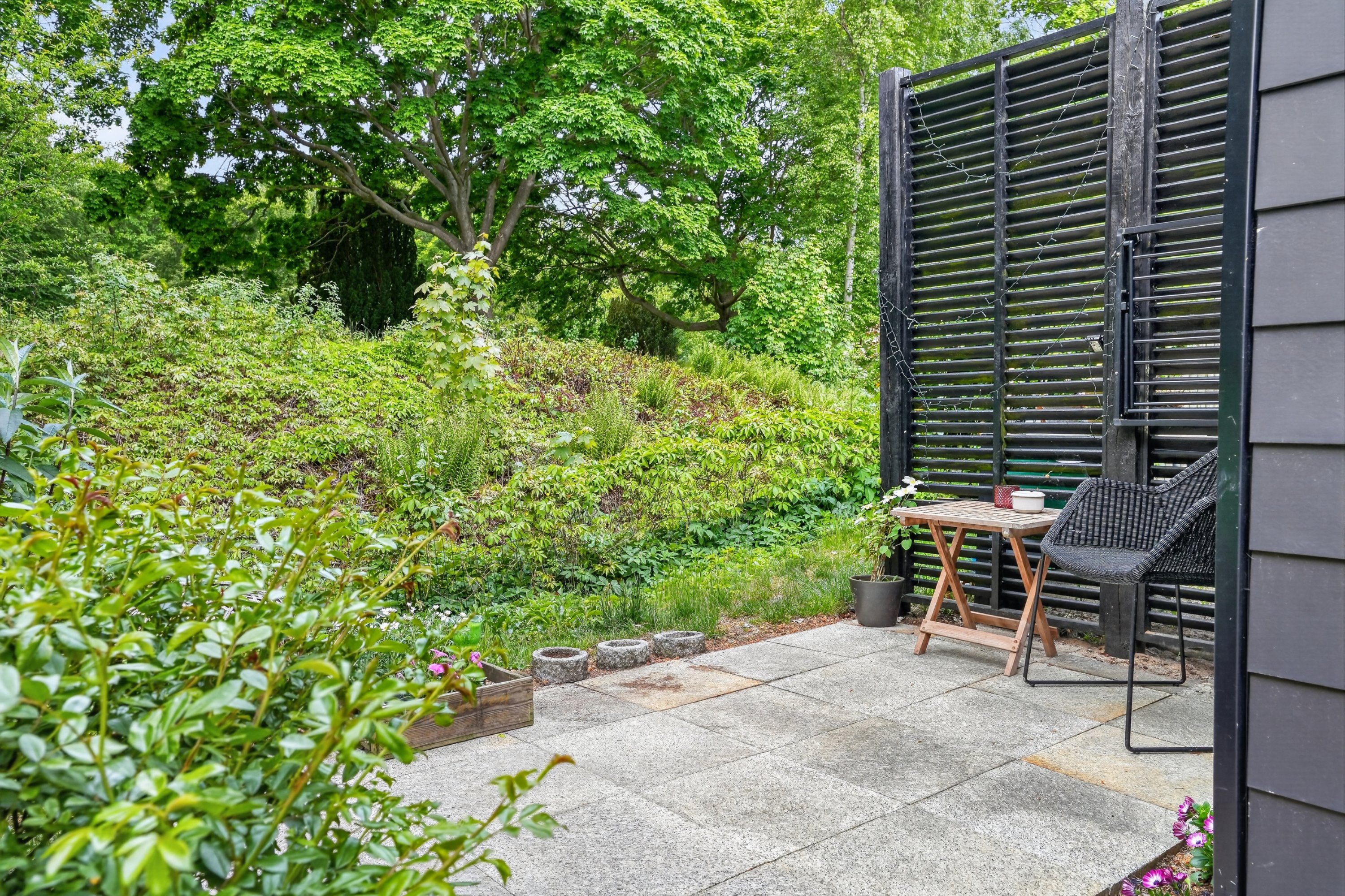 Fremhævet terrasse billede i fuldskærmstilstand. Billede af Nordre Strandvej 25, 3000 Helsingør
