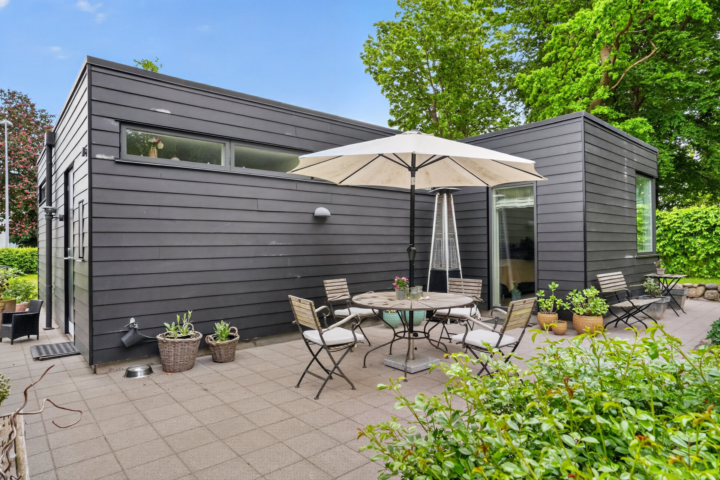 Miniaturebillede 2: terrasse. Billede af Nordre Strandvej 25, 3000 Helsingør