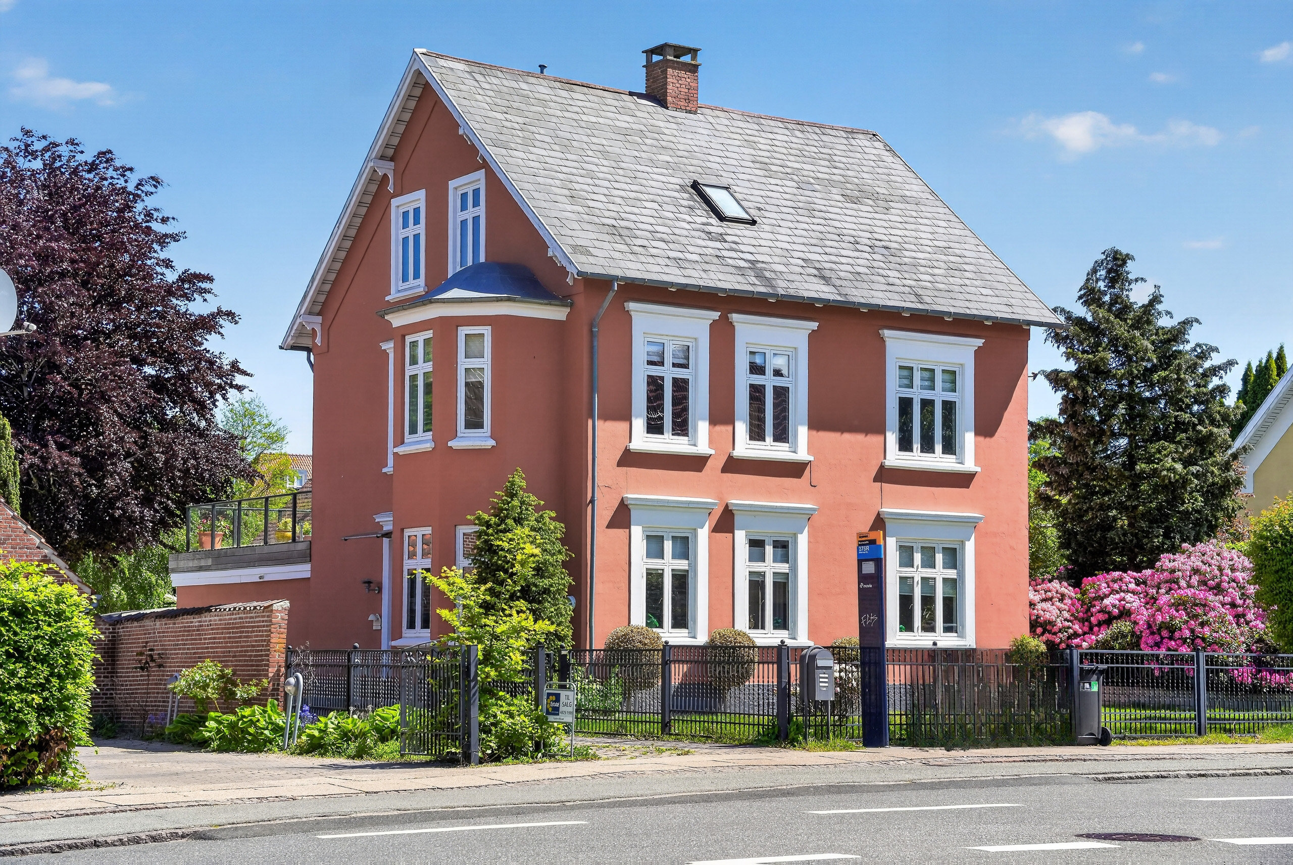 Fremhævet ejendommen billede i fuldskærmstilstand. Billede af Københavnsvej 37, 3400 Hillerød
