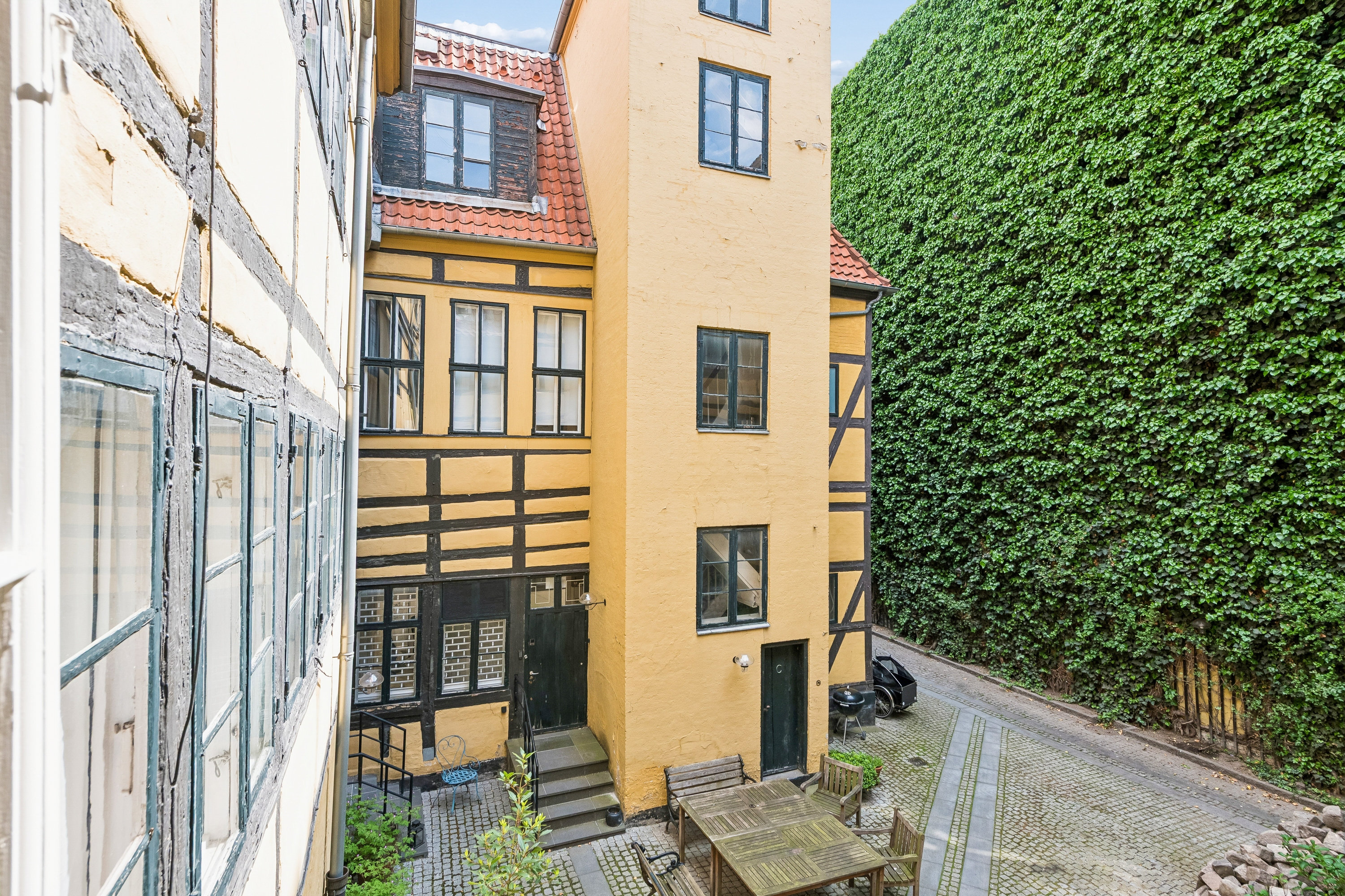 Fremhævet ejendommen billede i fuldskærmstilstand. Billede af Købmagergade 13A, 1. tv., 1150 København K