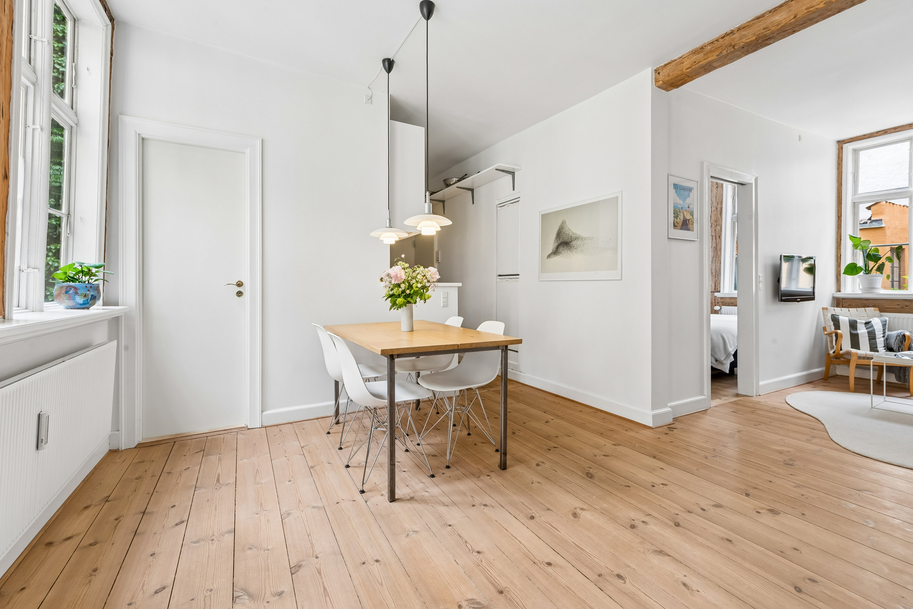 Fremhævet spisestue billede i fuldskærmstilstand. Billede af Købmagergade 13A, 1. tv., 1150 København K