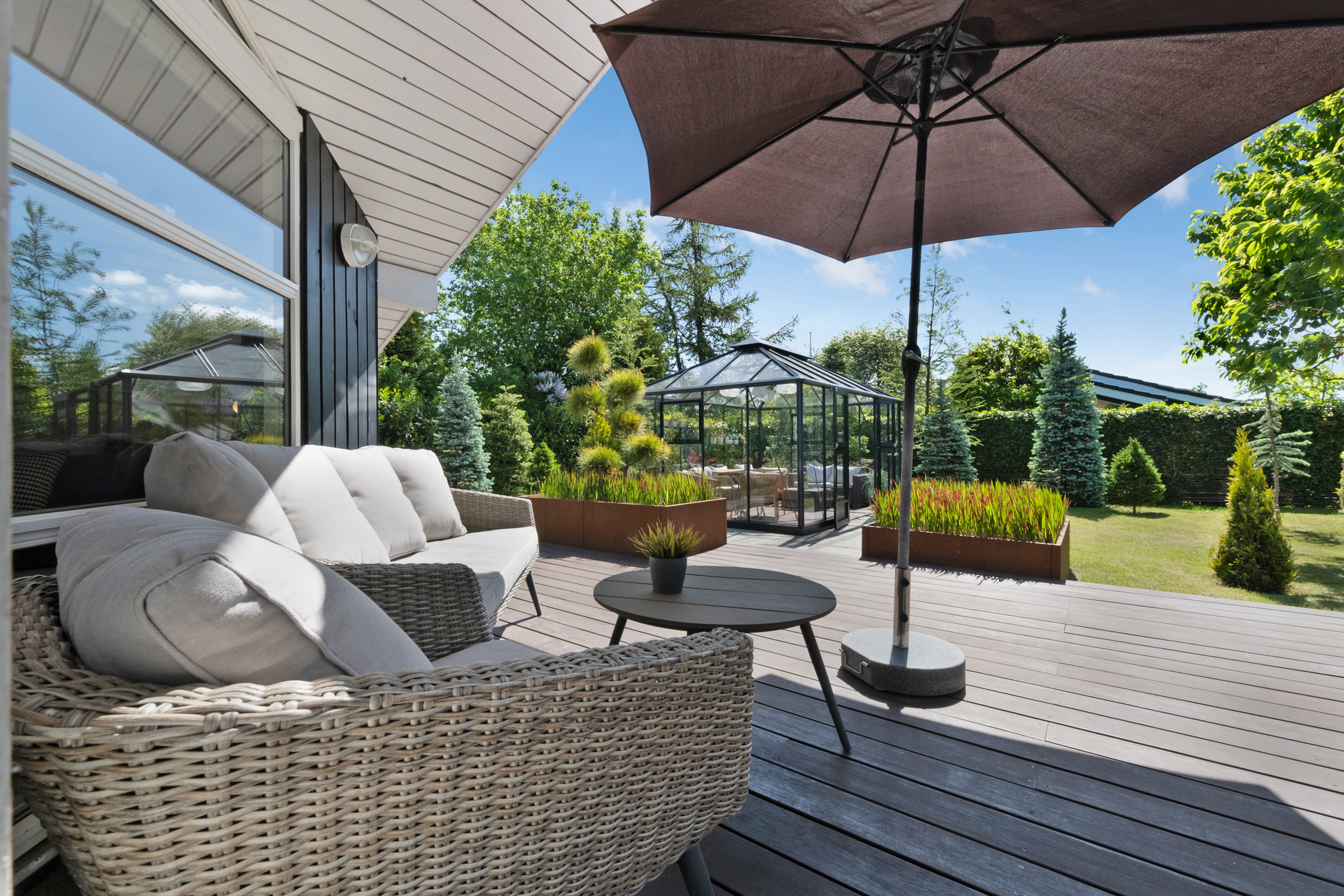 Miniaturebillede 1: overdækket terrasse. Billede af Orionvej 7, Vejlby Fed, 5500 Middelfart