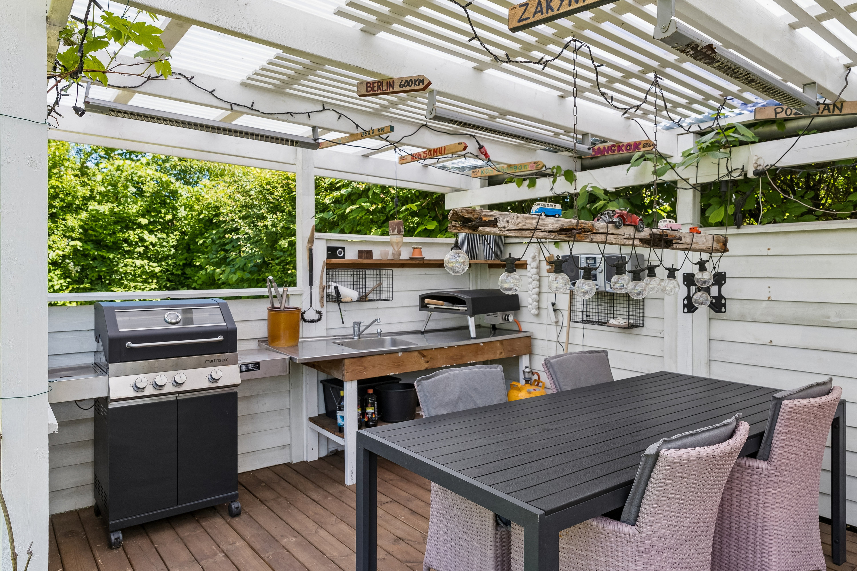 Fremhævet terrasse billede i fuldskærmstilstand. Billede af Kildetoften 3, Tarup, 5210 Odense NV