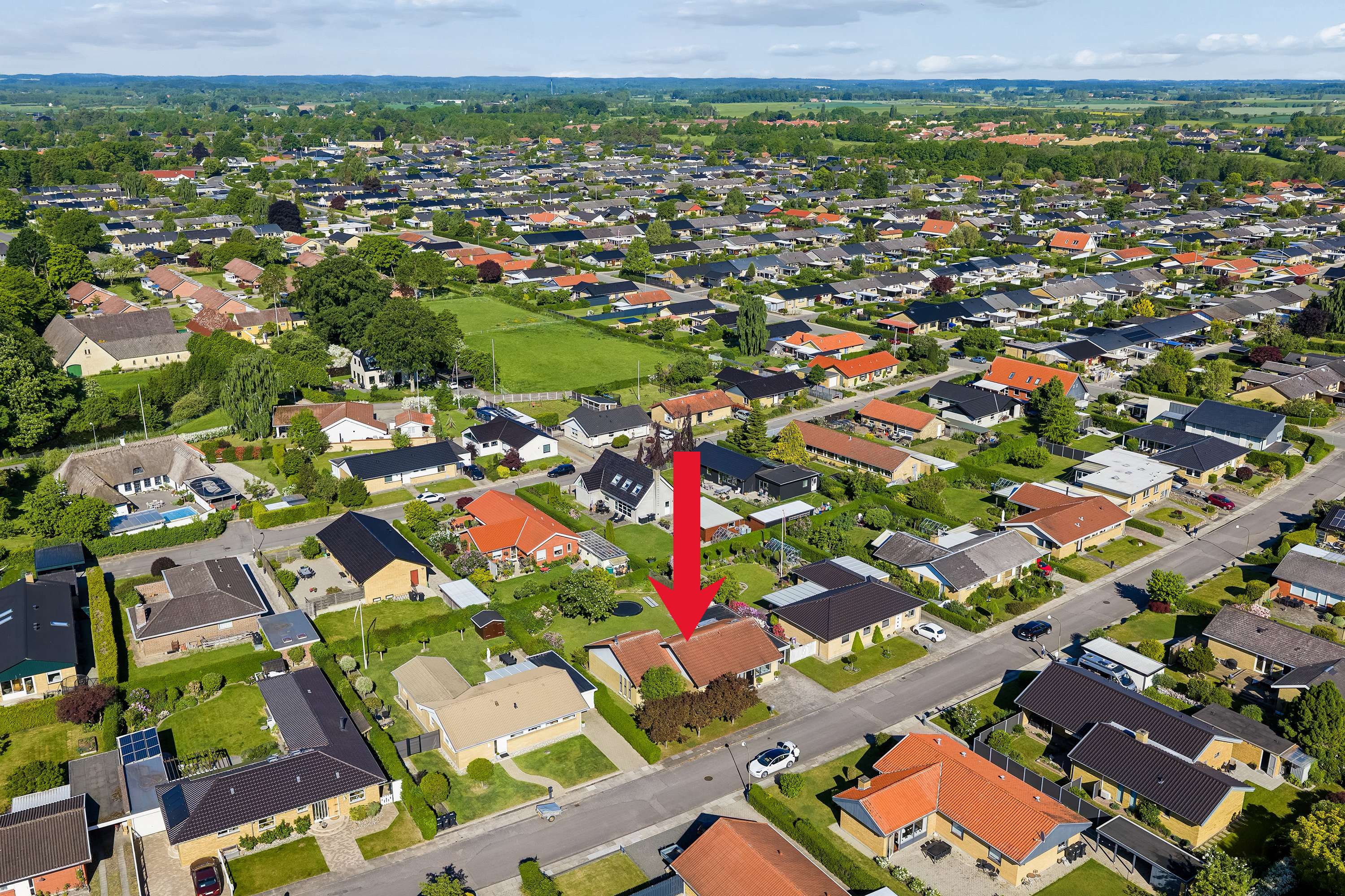 Fremhævet luftfoto billede i fuldskærmstilstand. Billede af Høgevænget 13, Snestrup, 5210 Odense NV
