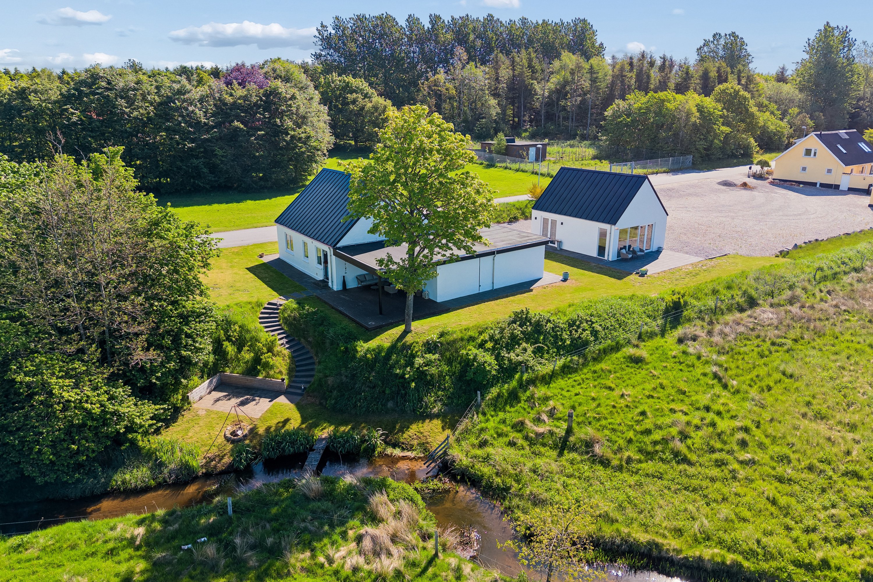 Villa: Luftfoto på Idom Kirkevej 21, Idom, 7500 Holstebro