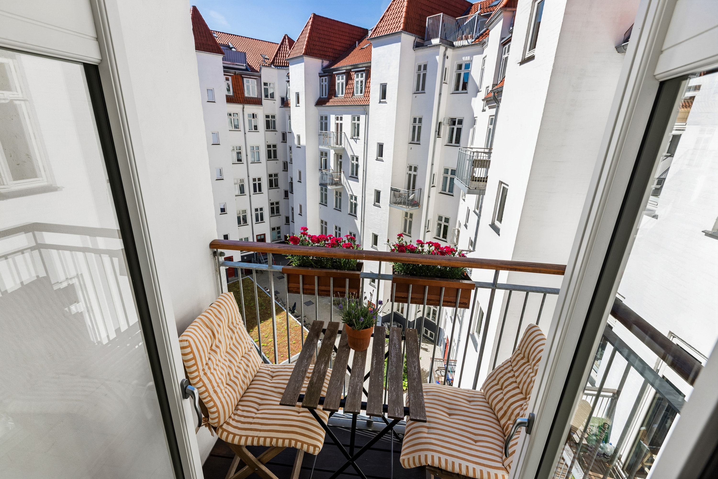Fremhævet altan billede i fuldskærmstilstand. Billede af Amager Boulevard 132, 4. th., 2300 København S