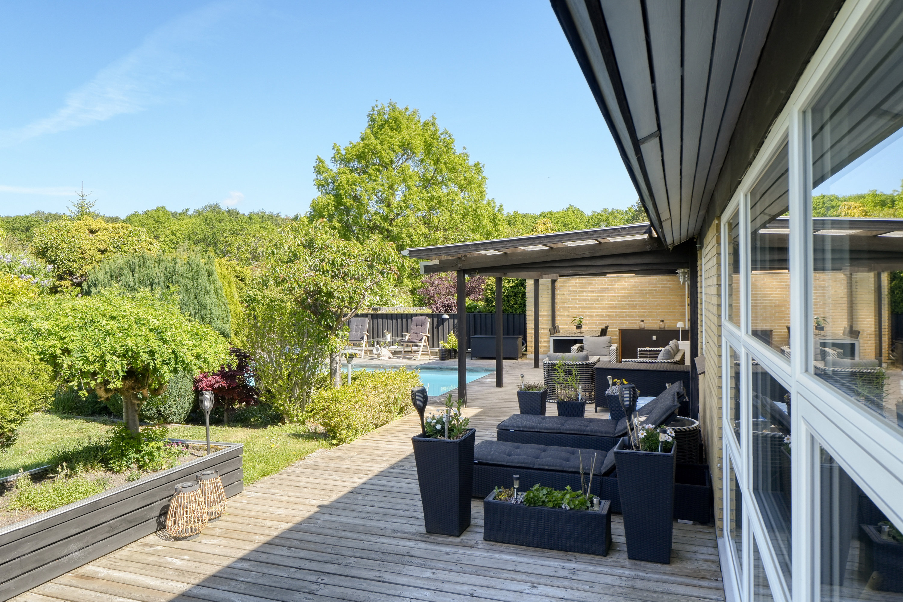 Miniaturebillede 2: terrasse. Billede af Skovvang 24, 3460 Birkerød