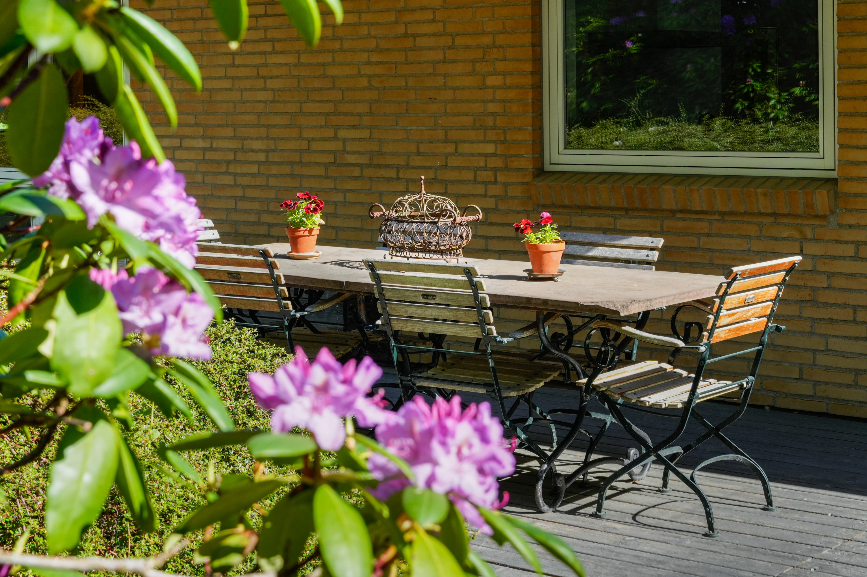 Fremhævet terrasse billede i fuldskærmstilstand. Billede af Kildehøjvej 22B, 3460 Birkerød