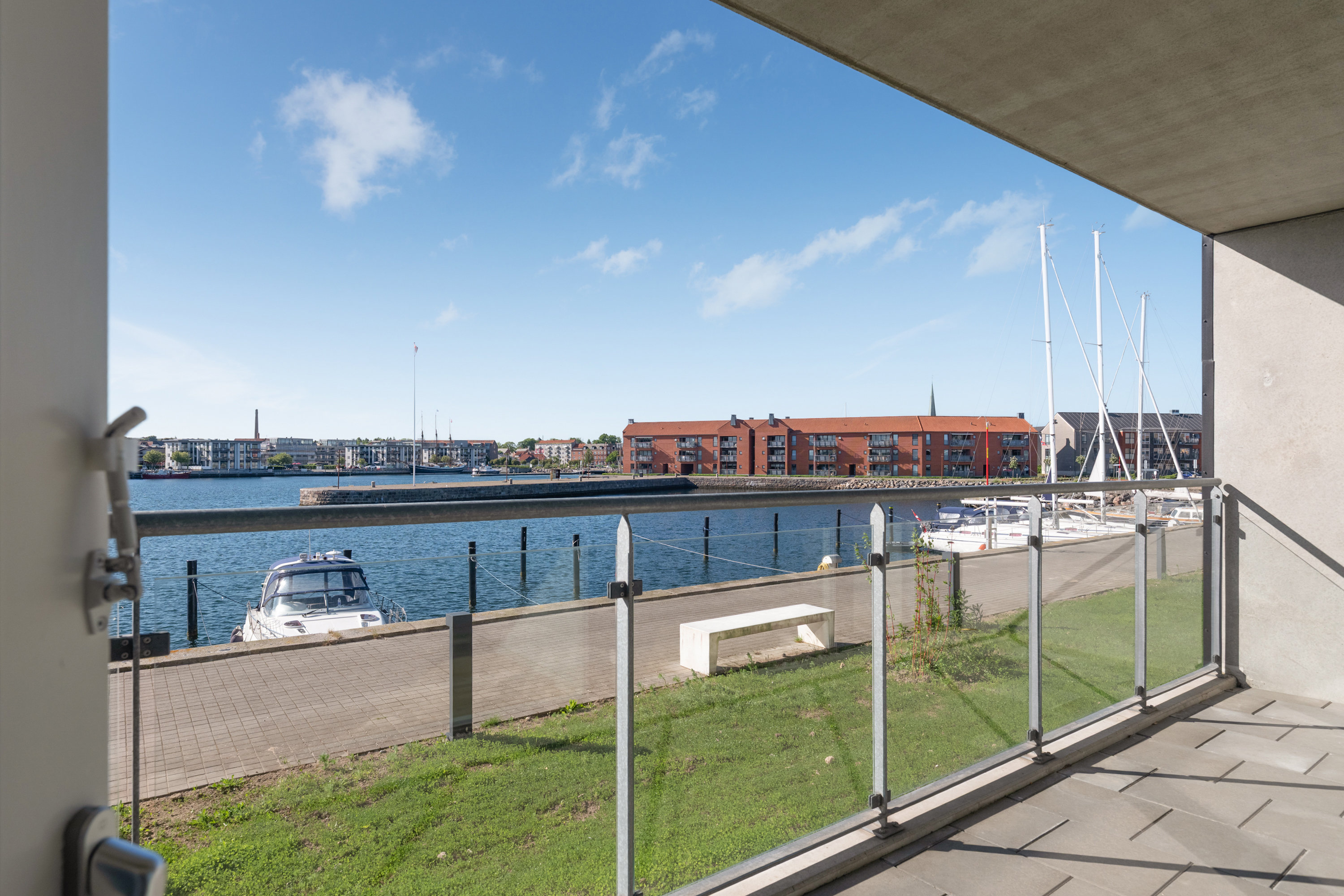 Fremhævet udsigt billede i fuldskærmstilstand. Billede af Midtermolen 16, st. mf., 5800 Nyborg