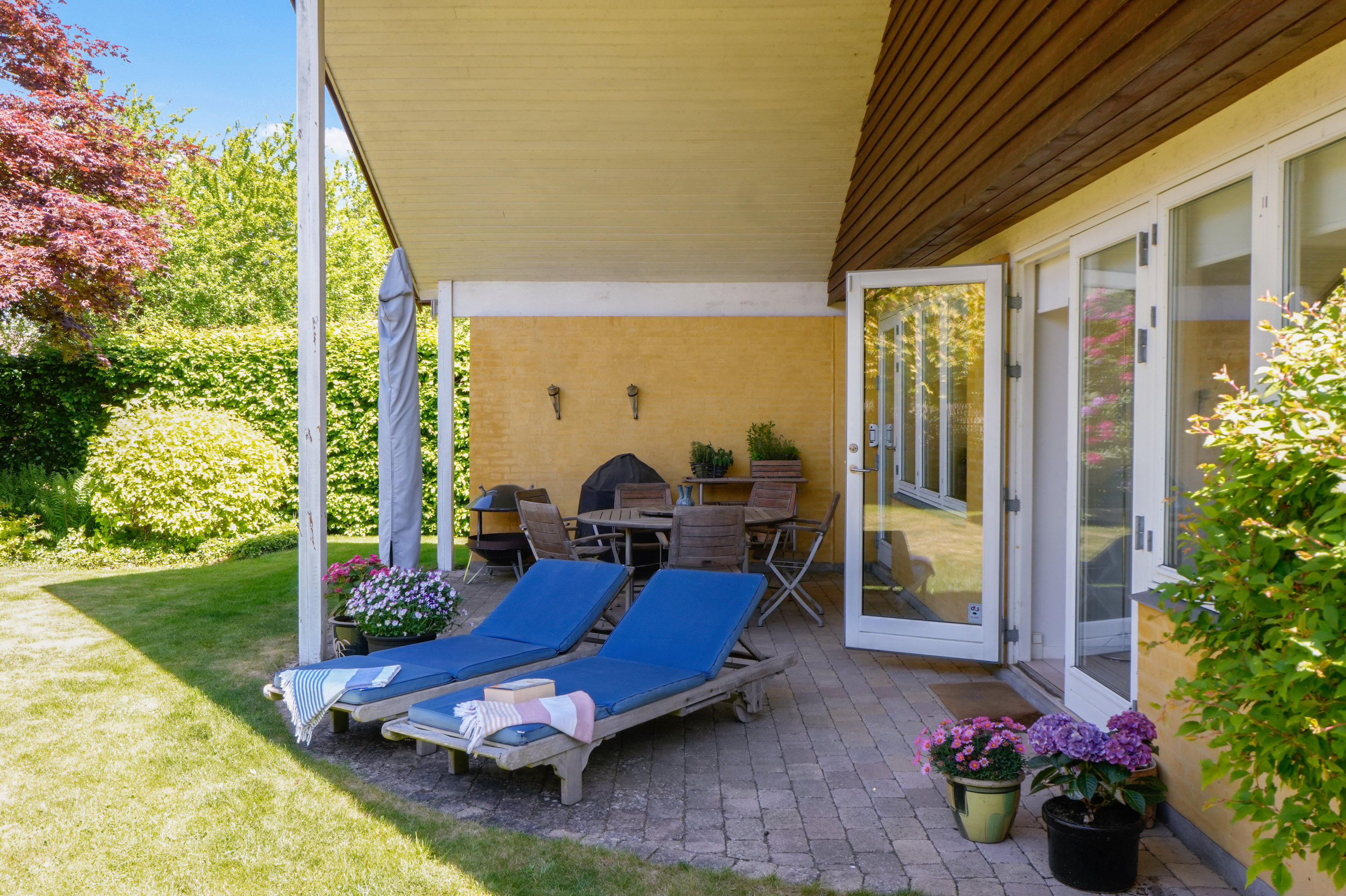Fremhævet overdækket terrasse billede i fuldskærmstilstand. Billede af Sjælsøvej 57, 3460 Birkerød