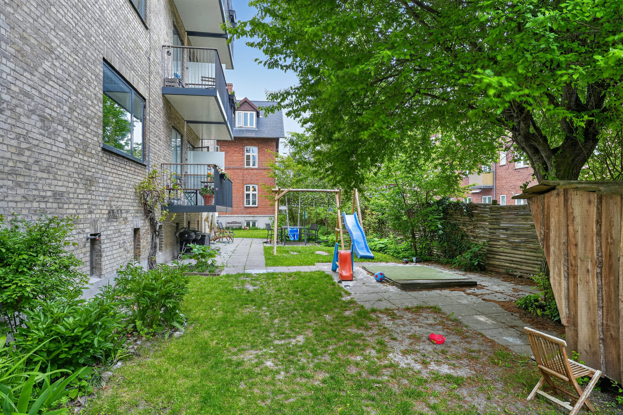 Fremhævet gårdmiljø billede i fuldskærmstilstand. Billede af Valbygårdsvej 76B, 1. th., 2500 Valby