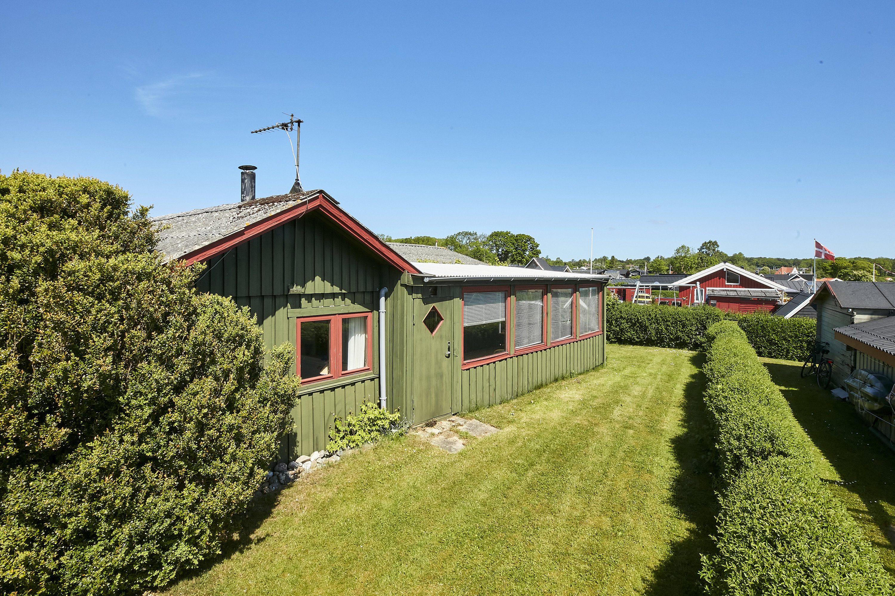 Fremhævet facade billede i fuldskærmstilstand. Billede af Hamborg 4, Sønderby, 7130 Juelsminde
