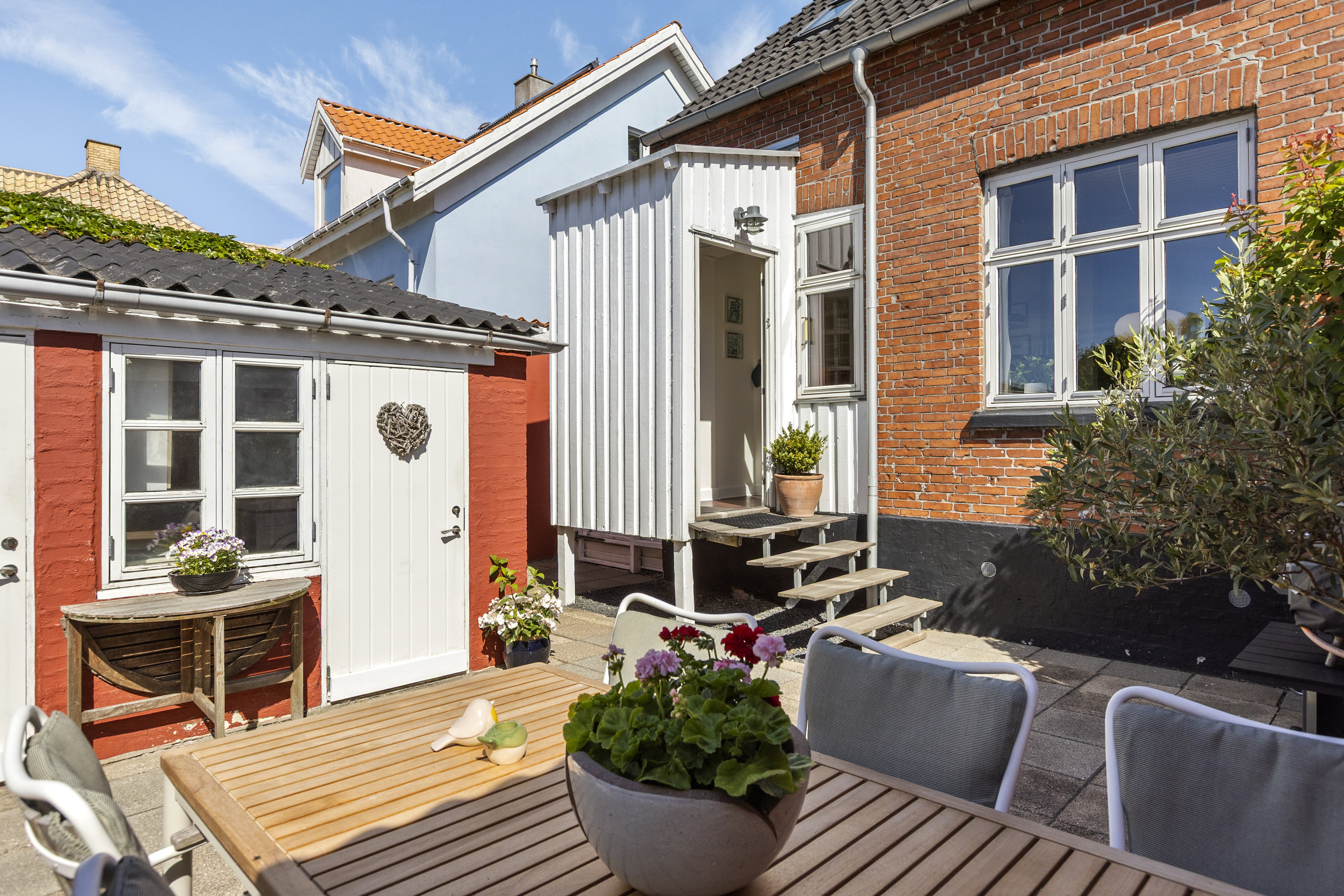 Fremhævet terrasse billede i fuldskærmstilstand. Billede af Skovvej 46, 4220 Korsør
