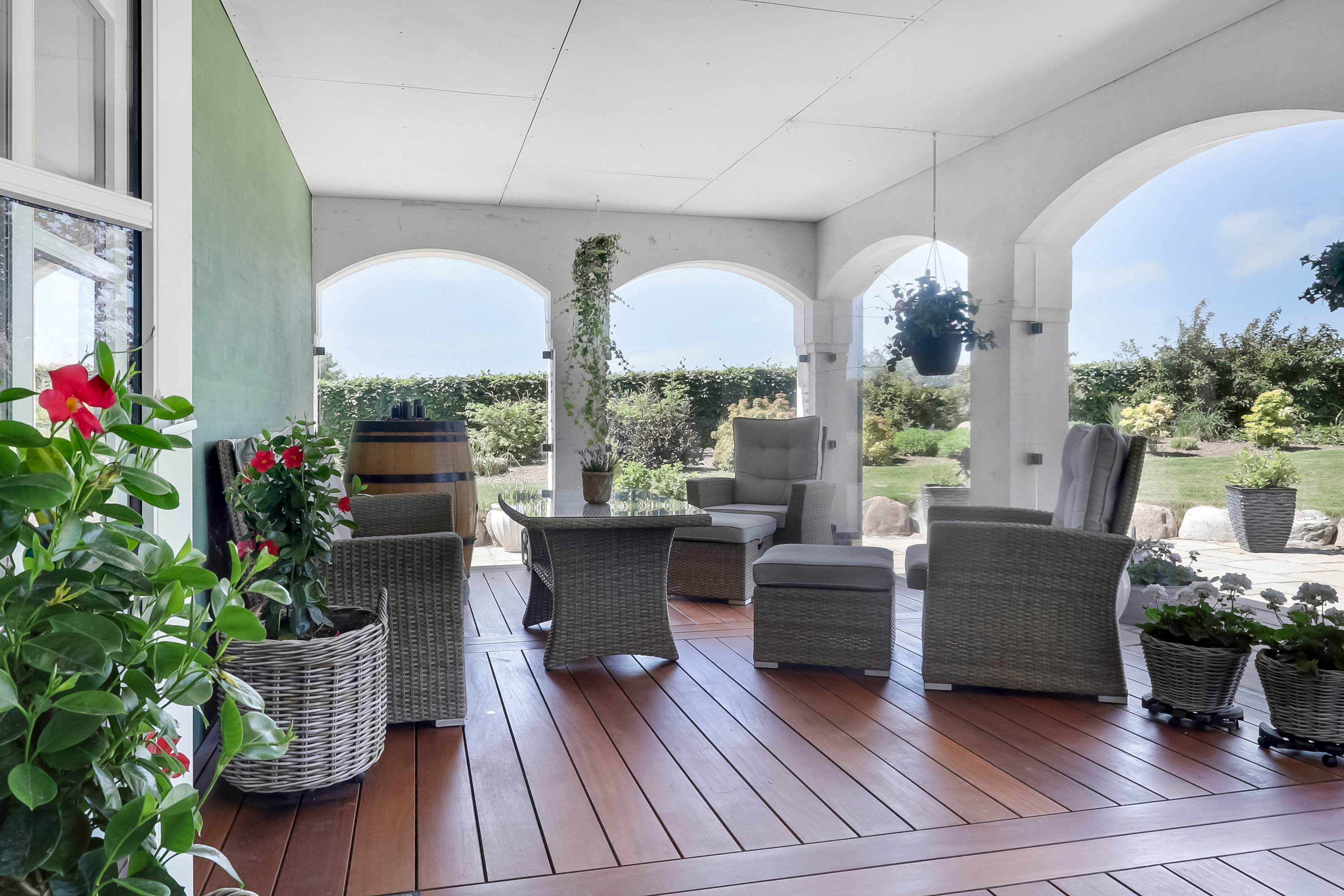 Fremhævet terrasse billede i fuldskærmstilstand. Billede af Åbyskovvej 4, 5881 Skårup Fyn