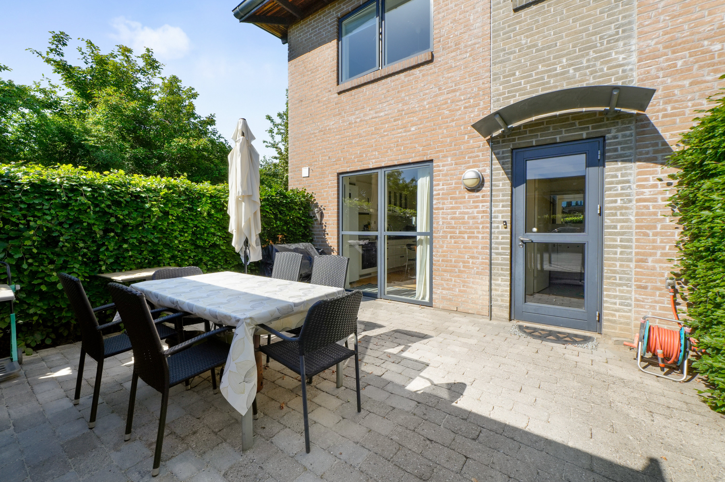 Fremhævet terrasse billede i fuldskærmstilstand. Billede af Marbæk Park 61, 2750 Ballerup