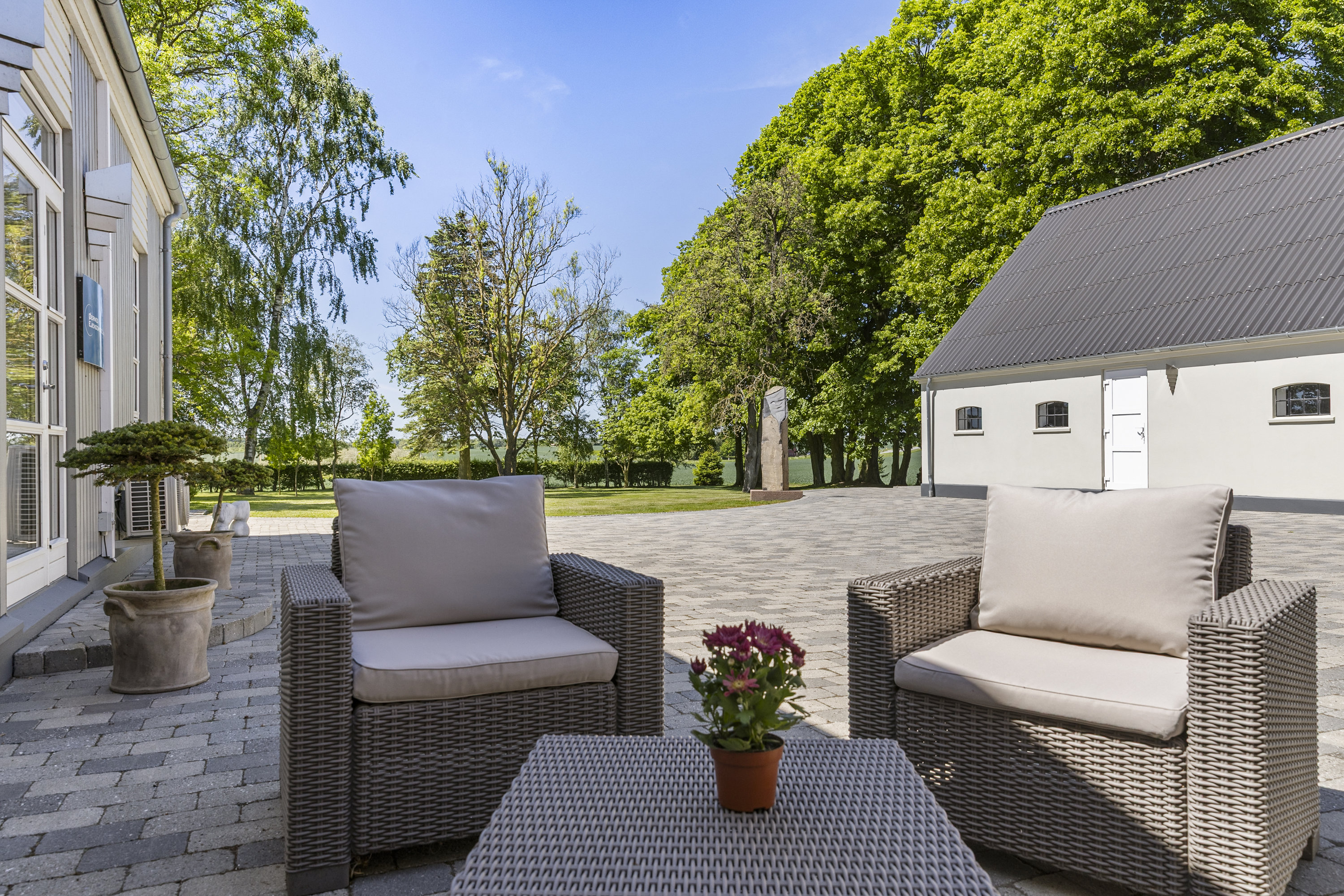 Fremhævet terrasse billede i fuldskærmstilstand. Billede af Valmosevej 30, Nåby, 4160 Herlufmagle