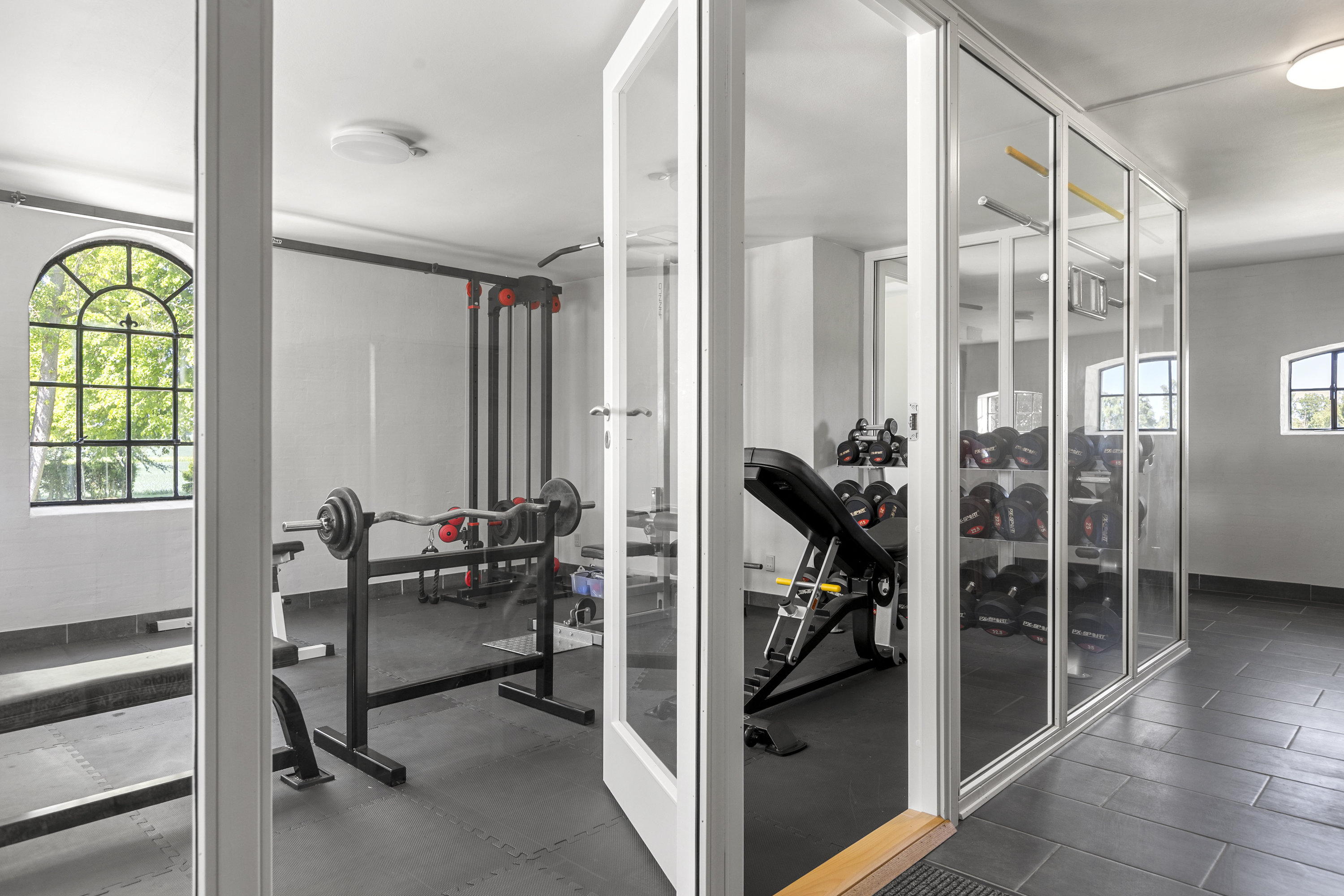 Fremhævet fitness lokale billede i fuldskærmstilstand. Billede af Valmosevej 30, Nåby, 4160 Herlufmagle