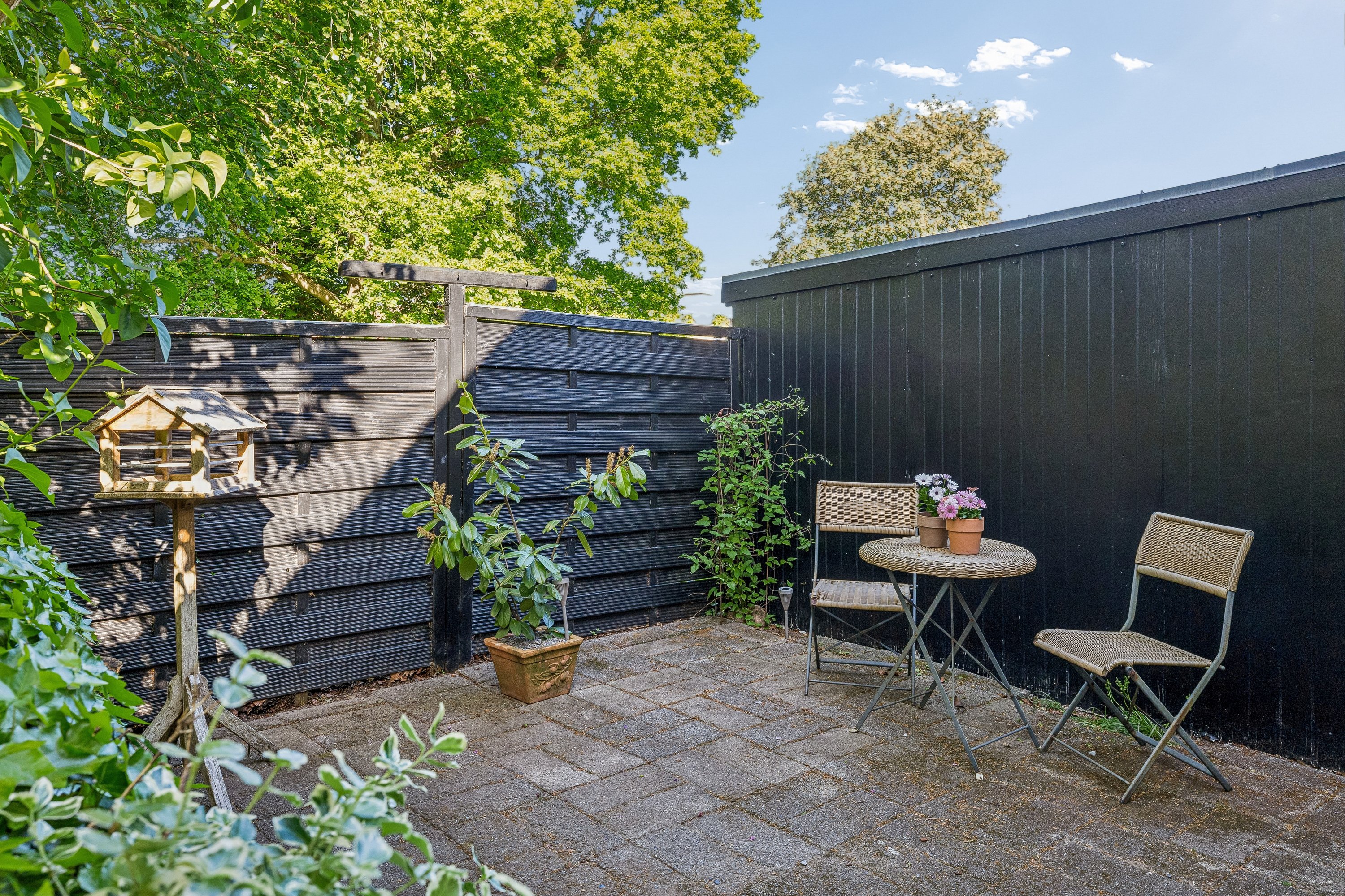 Fremhævet terrasse billede i fuldskærmstilstand. Billede af Rådyrløkken 31, Slukefter, 5210 Odense NV