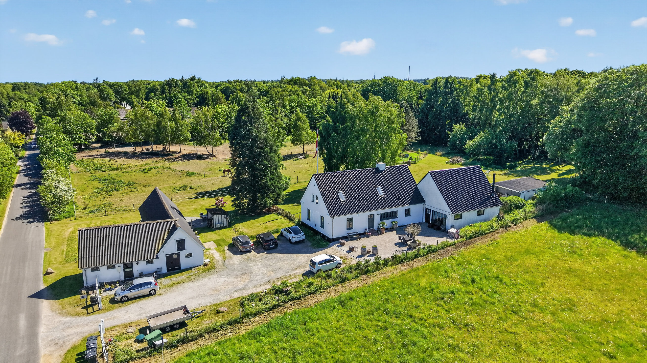 Fremhævet luftfoto billede i fuldskærmstilstand. Billede af Kulsviervej 4A, 3400 Hillerød