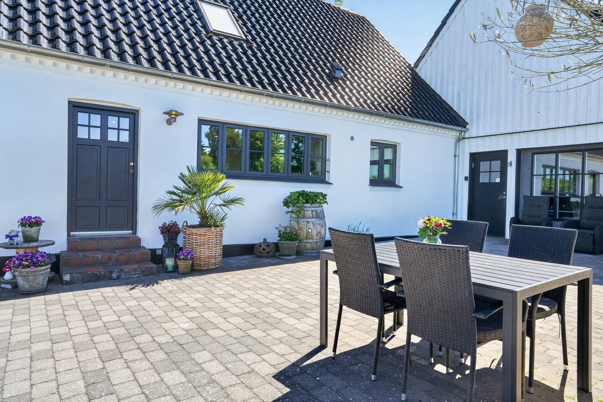 Fremhævet terrasse billede i fuldskærmstilstand. Billede af Kulsviervej 4A, 3400 Hillerød