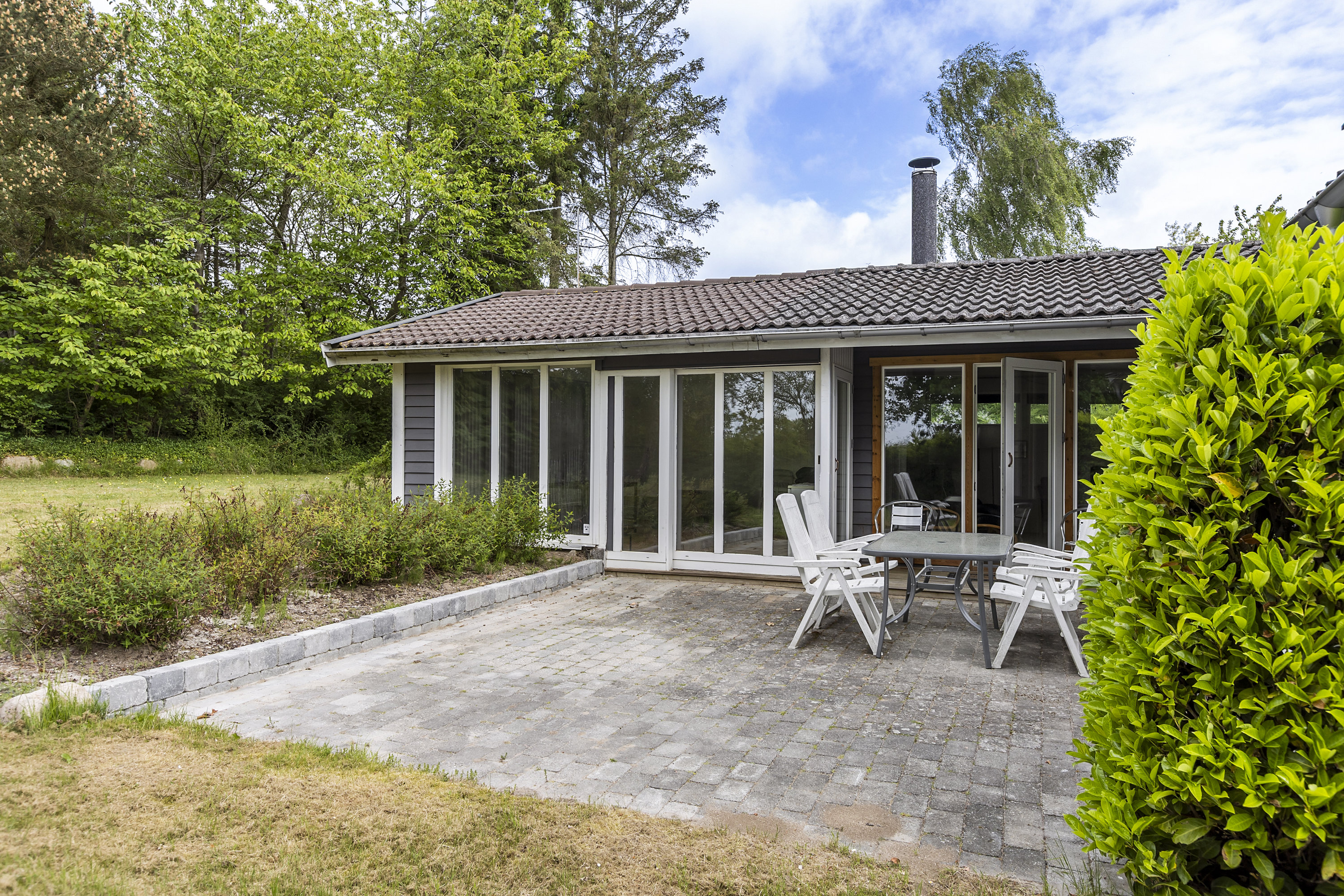 Fremhævet terrasse billede i fuldskærmstilstand. Billede af Storkevænget 24, Vellerup, 4050 Skibby