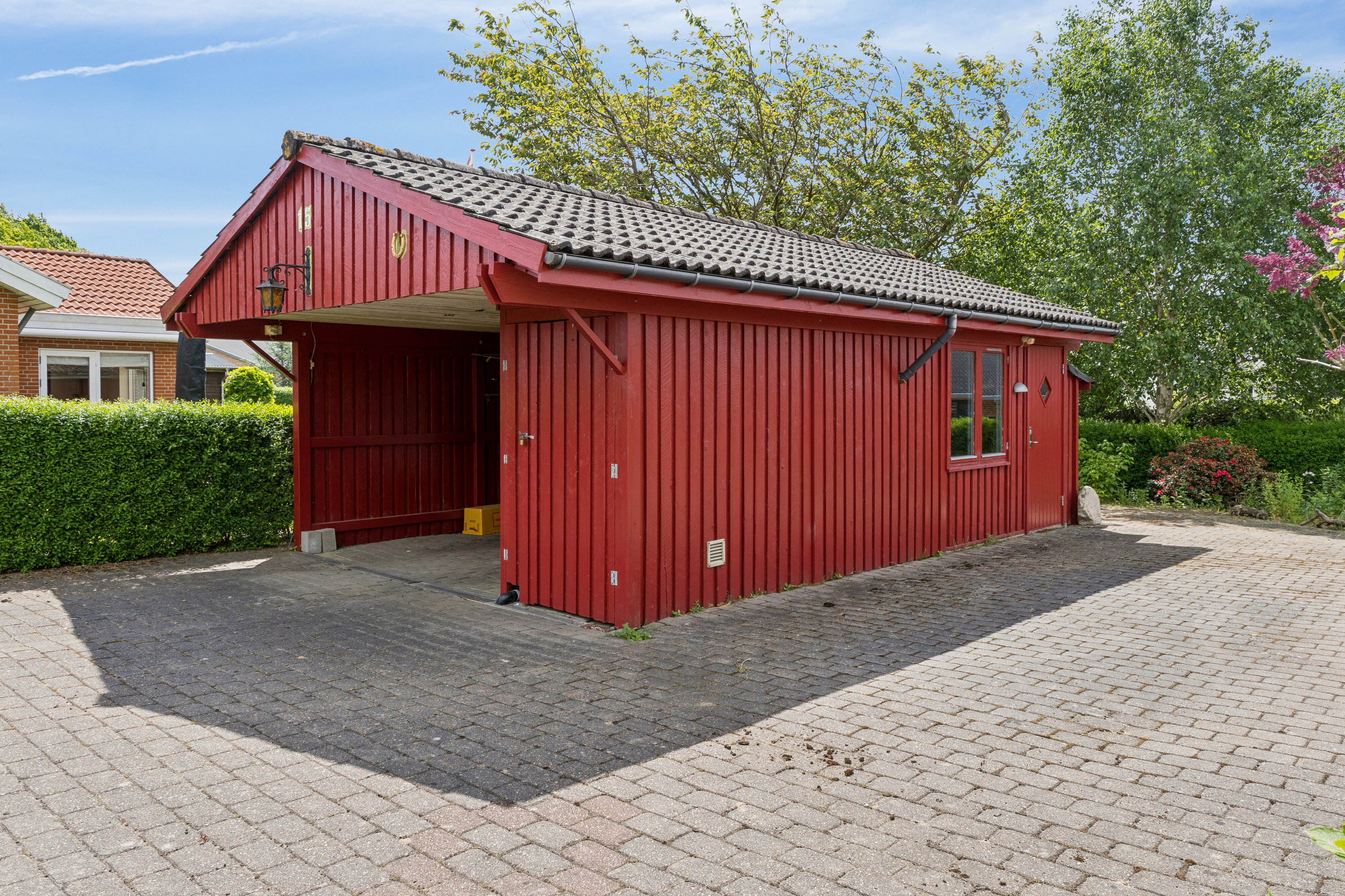 Fremhævet udendørs billede i fuldskærmstilstand. Billede af Højmarken 15, 6040 Egtved