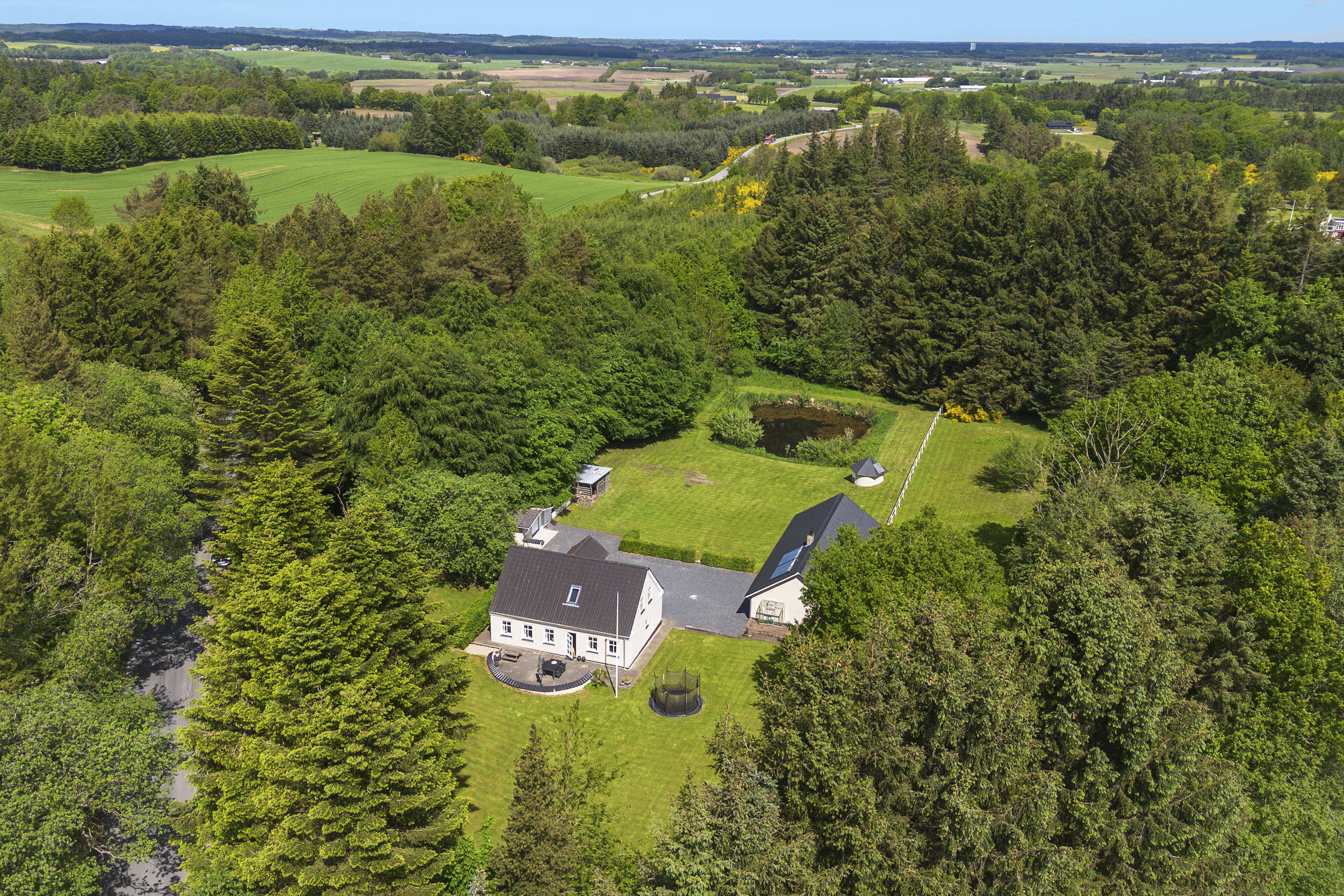 Villa på Burskovvej 251, 9830 Tårs