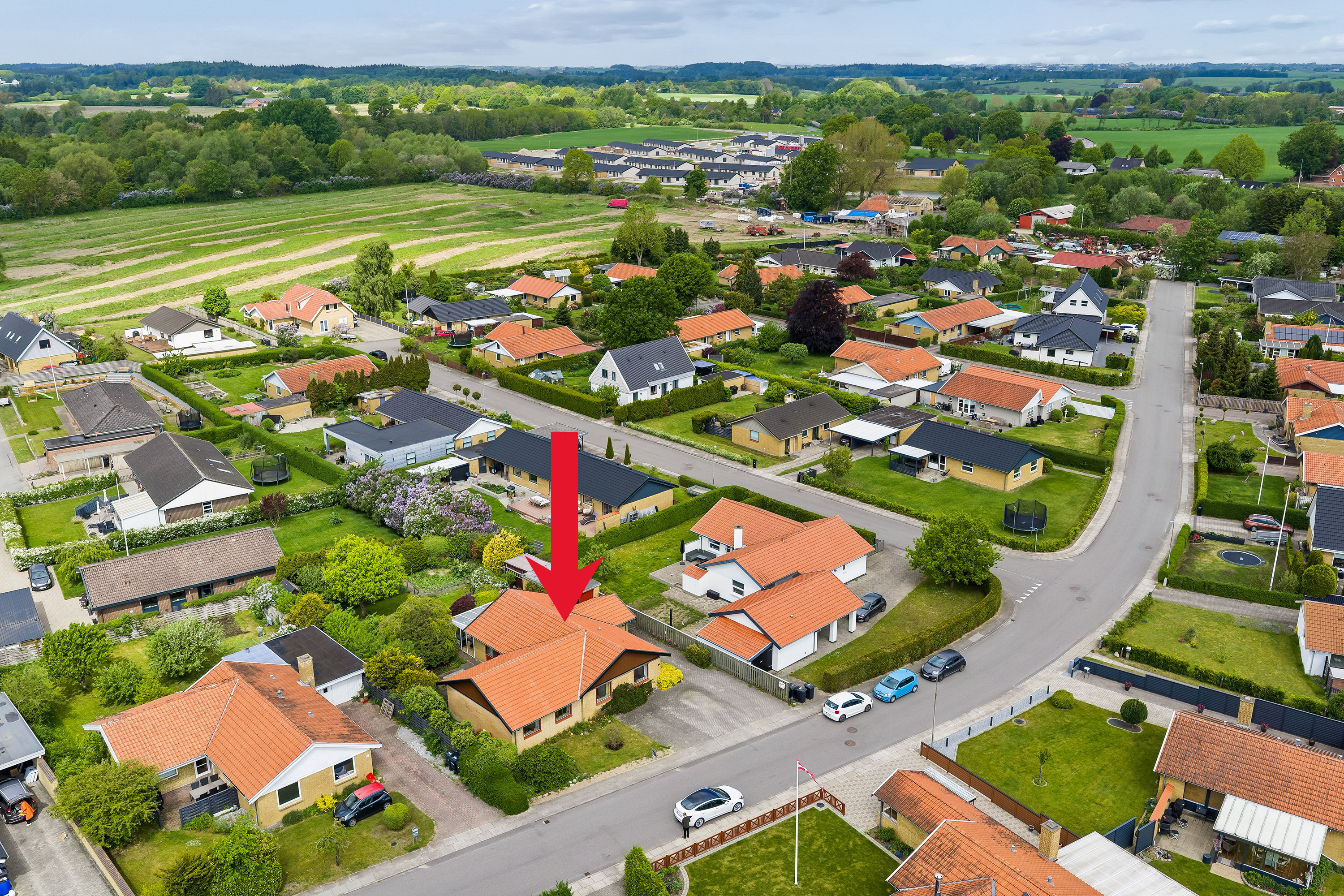 Fremhævet luftfoto billede i fuldskærmstilstand. Billede af Hjertegræsvej 20, Slukefter, 5210 Odense NV