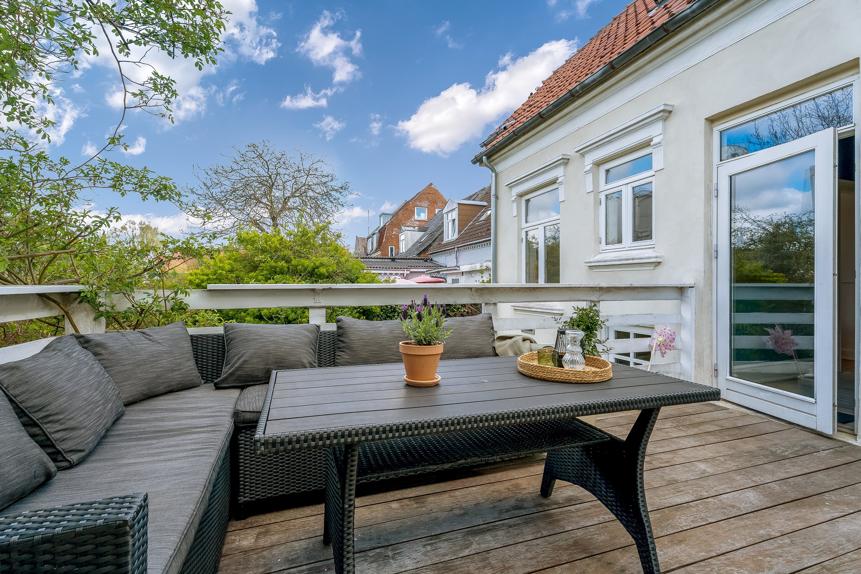 Fremhævet terrasse billede i fuldskærmstilstand. Billede af Fromsgade 22, 4800 Nykøbing F