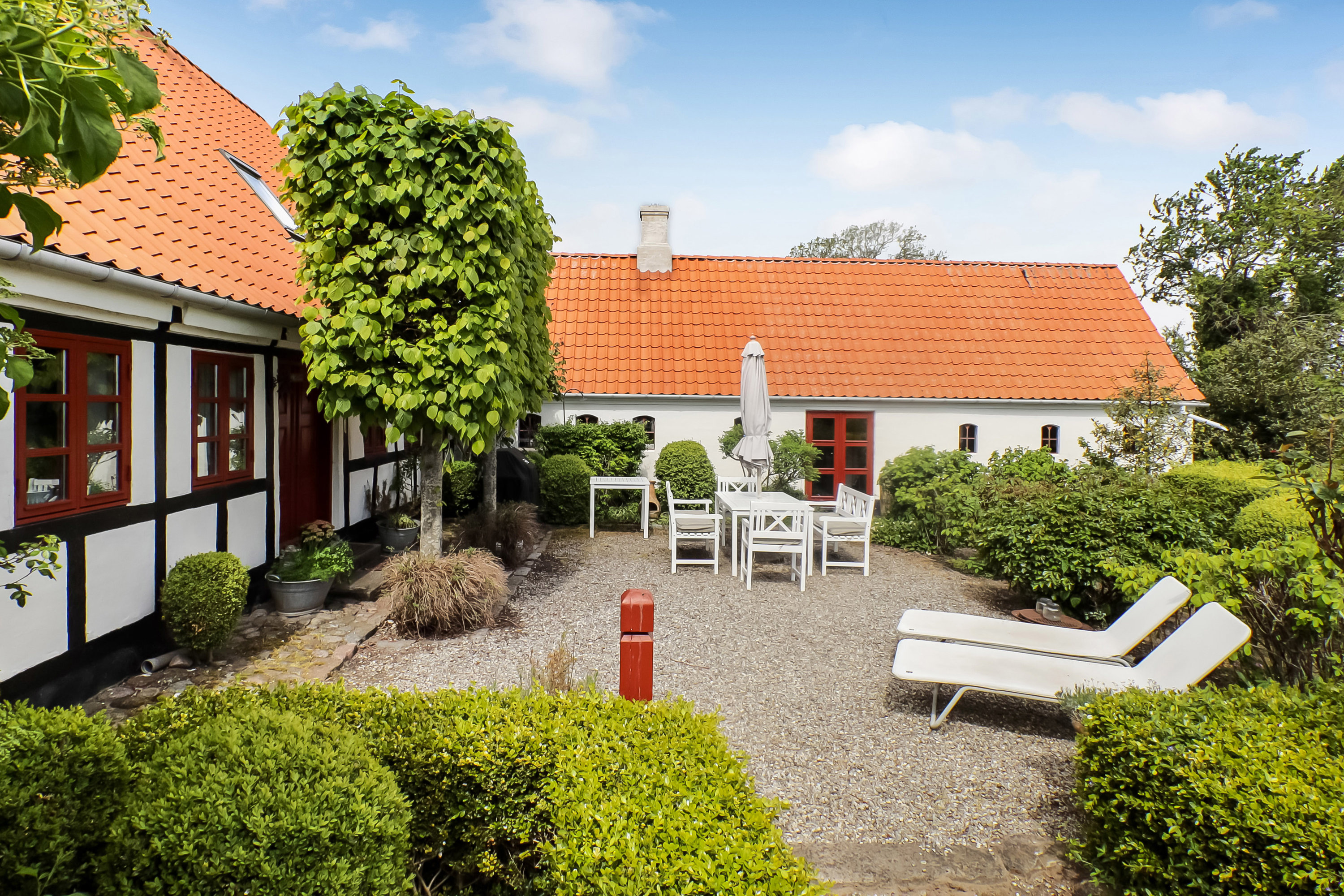 Fremhævet terrasse billede i fuldskærmstilstand. Billede af Nederste Skovbymark 8, 5985 Søby Ærø