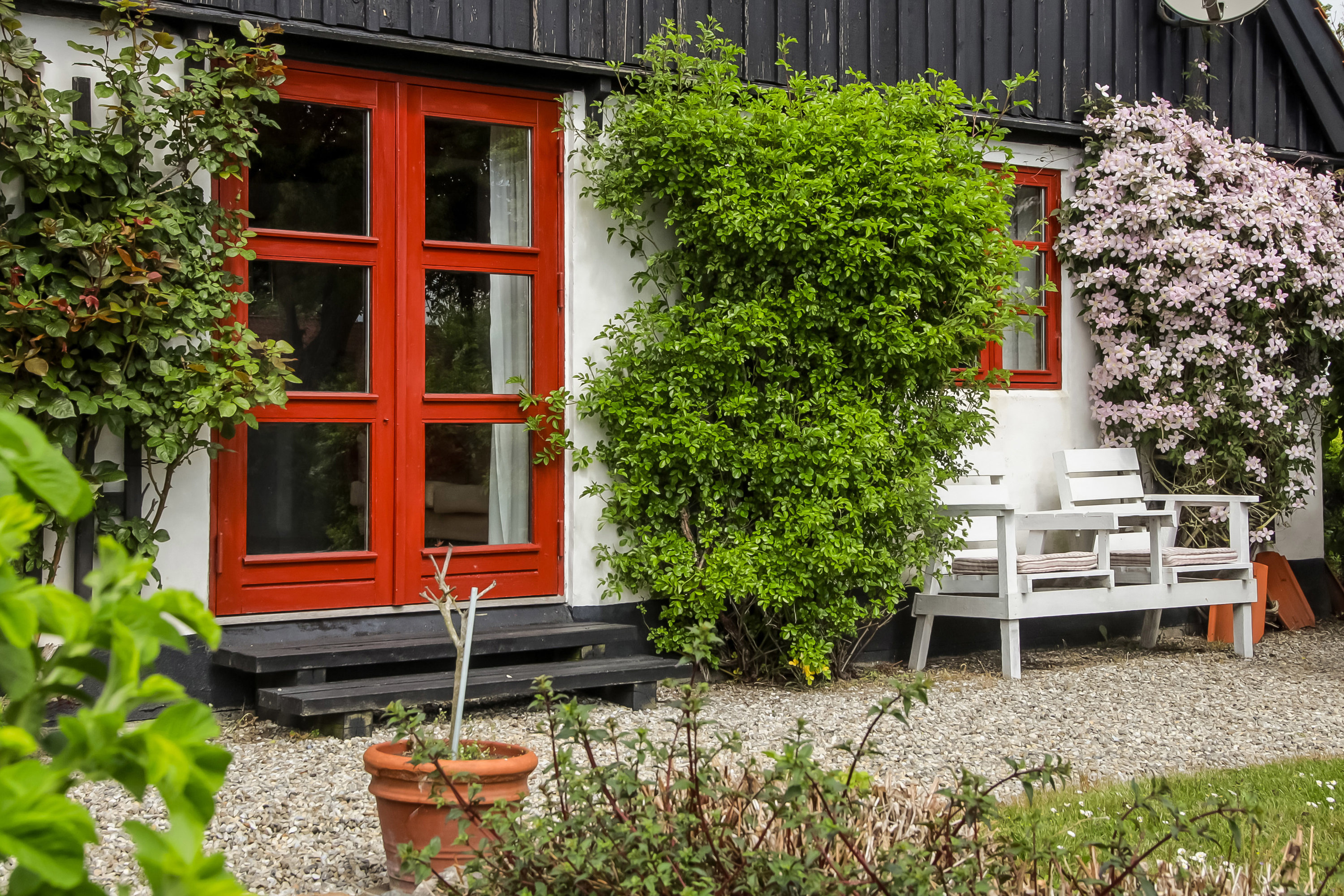 Fremhævet terrasse  billede i fuldskærmstilstand. Billede af Nederste Skovbymark 8, 5985 Søby Ærø