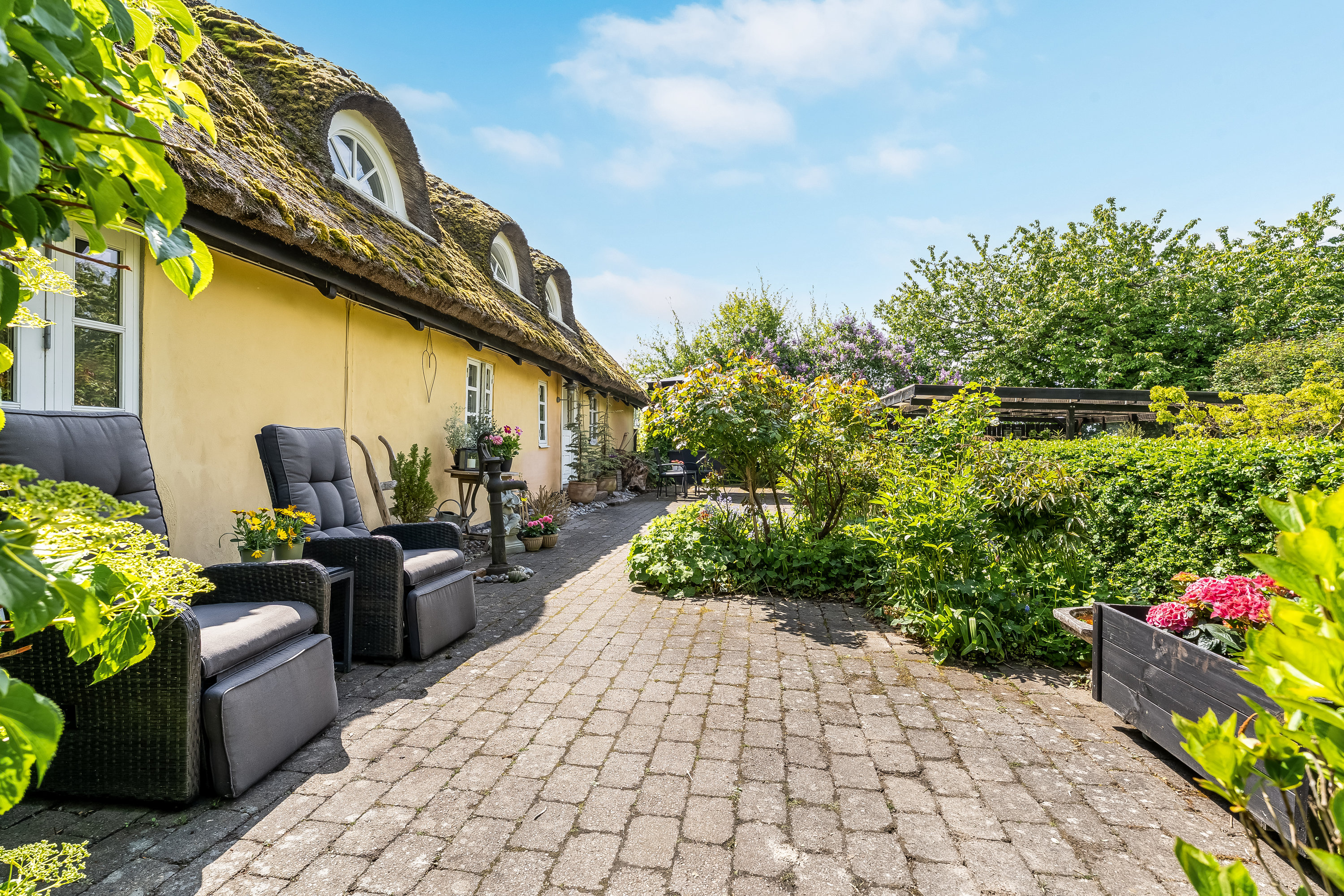 Fremhævet terrasse billede i fuldskærmstilstand. Billede af Pregehøjvej 18, 4800 Nykøbing F