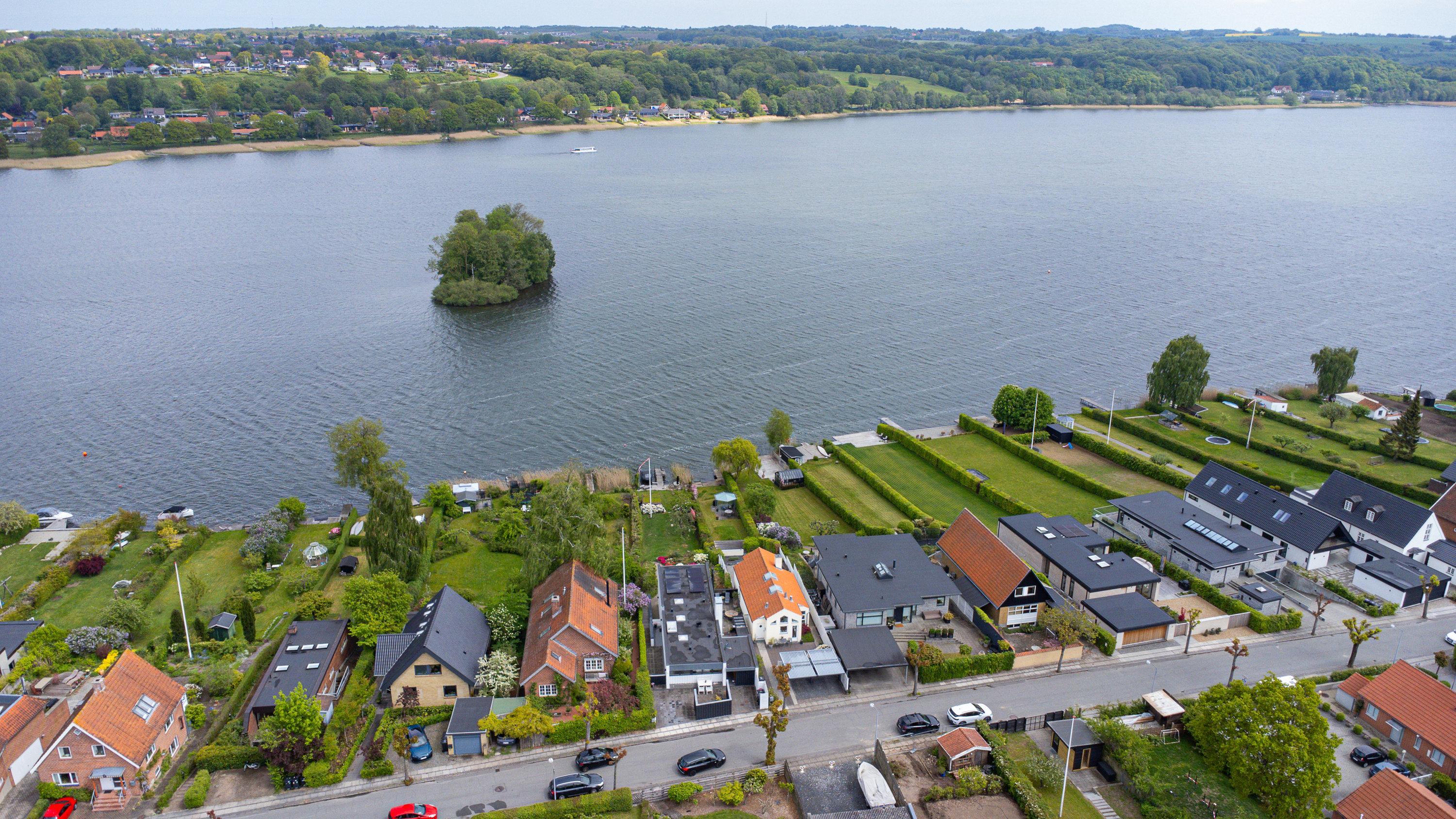 Fremhævet luftfoto billede i fuldskærmstilstand. Billede af Alleen 25, 8660 Skanderborg