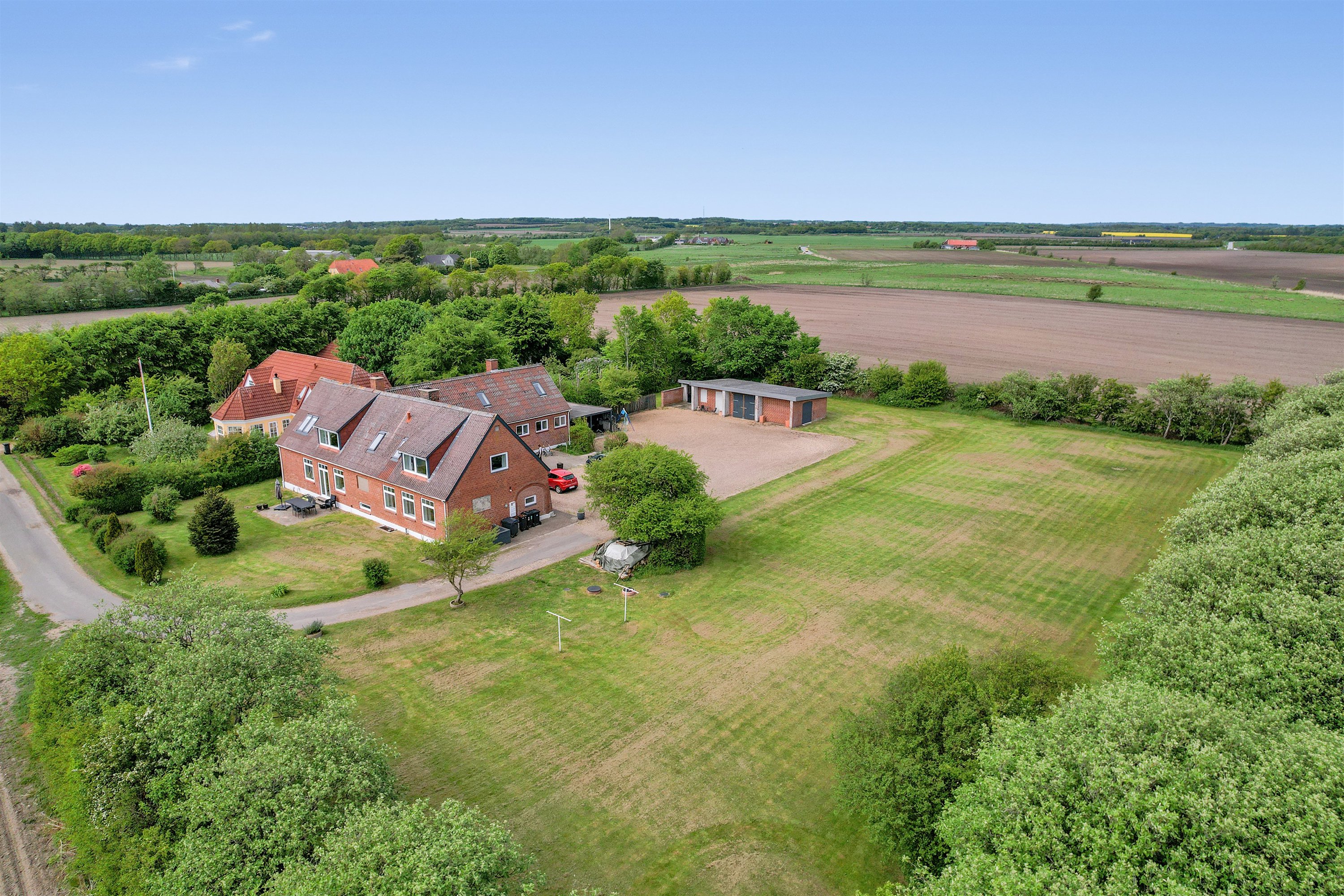 Villa: Luftfoto på Allerupvej 15A-C, Sneum, 6731 Tjæreborg