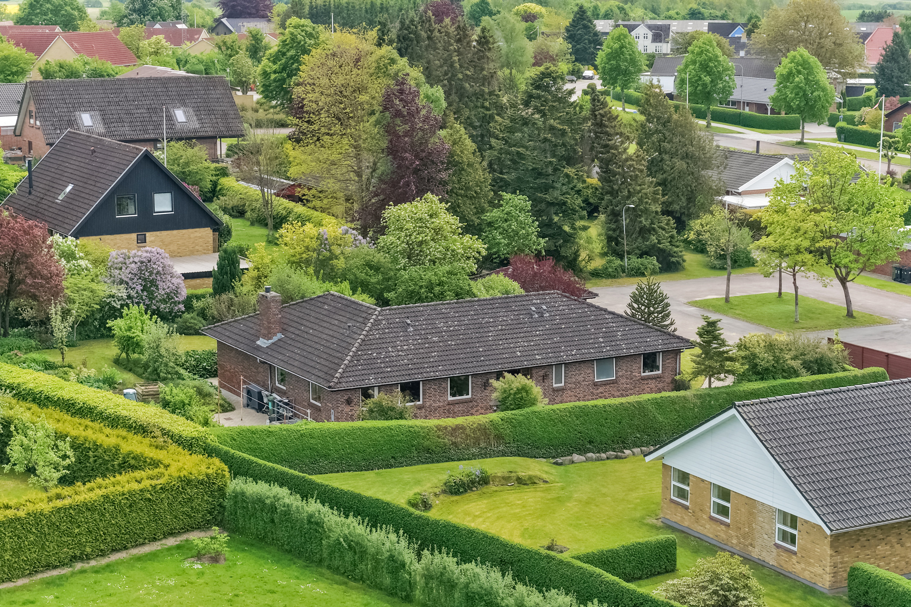 Miniaturebillede 1: luftfoto. Billede af Møllebakken 38, Vejle, 5672 Broby