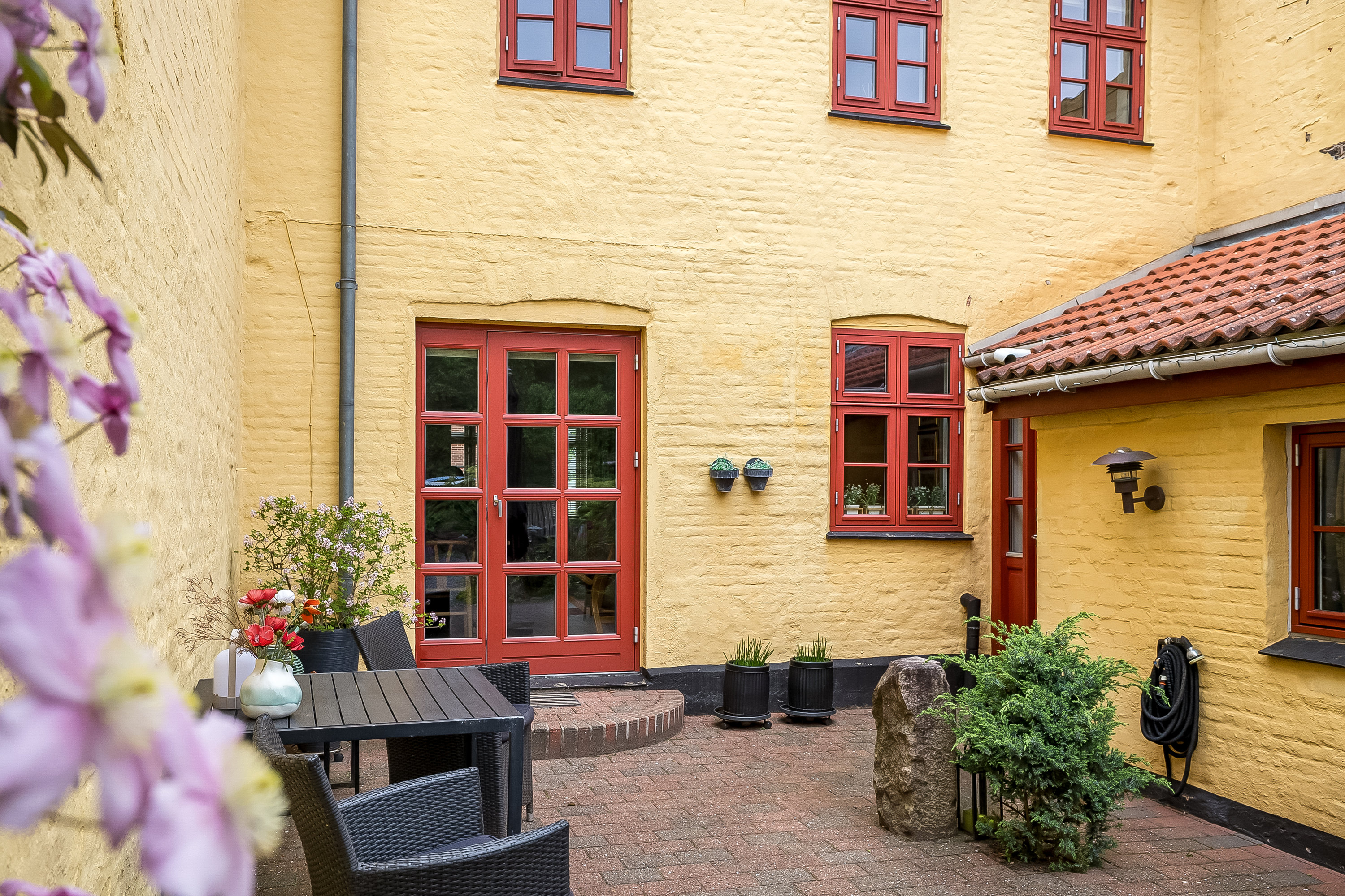 Fremhævet terrasse billede i fuldskærmstilstand. Billede af Nørrebrogade 52, 7100 Vejle