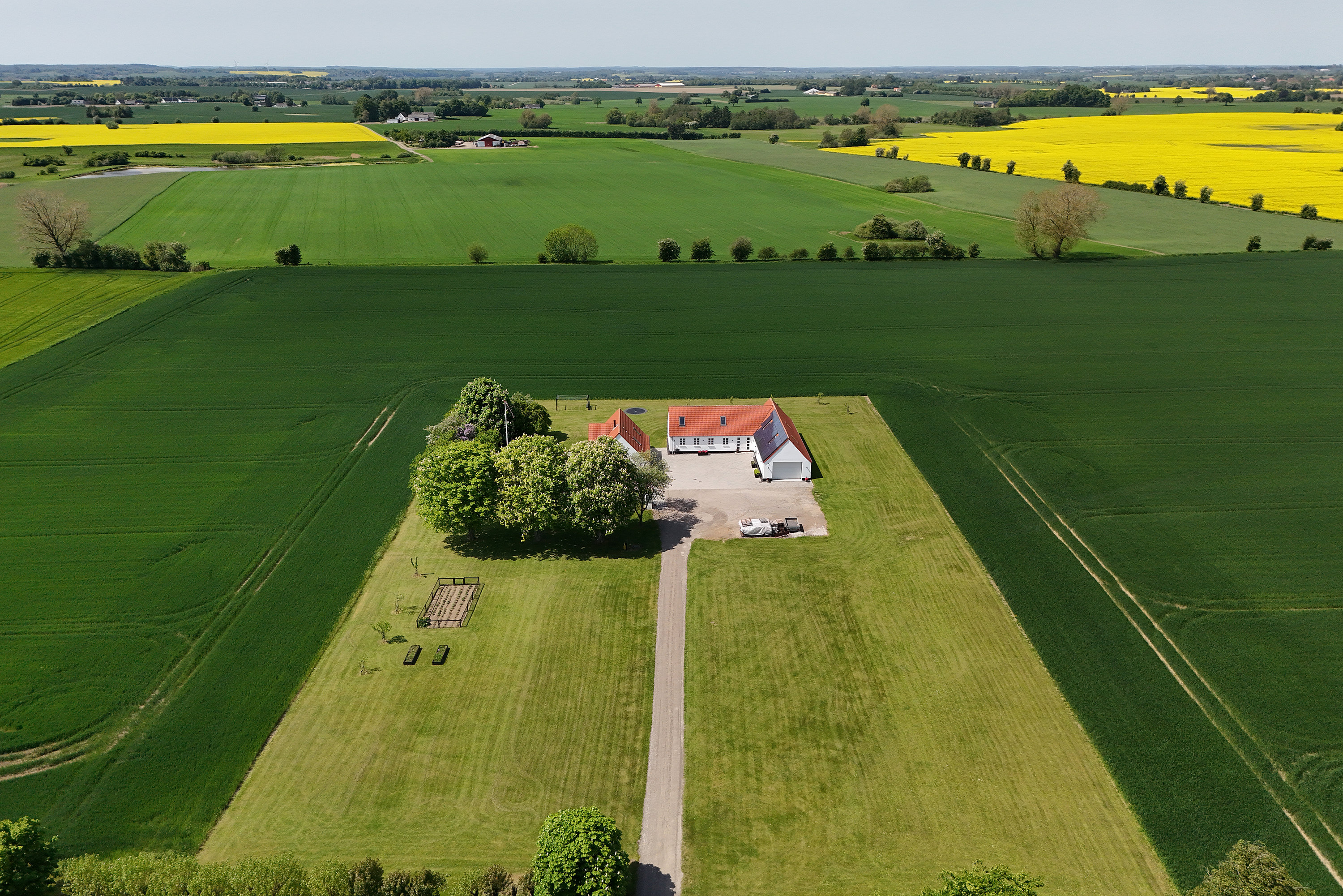 Miniaturebillede 1: ejendommen. Billede af Haslevvej 238, 4100 Ringsted