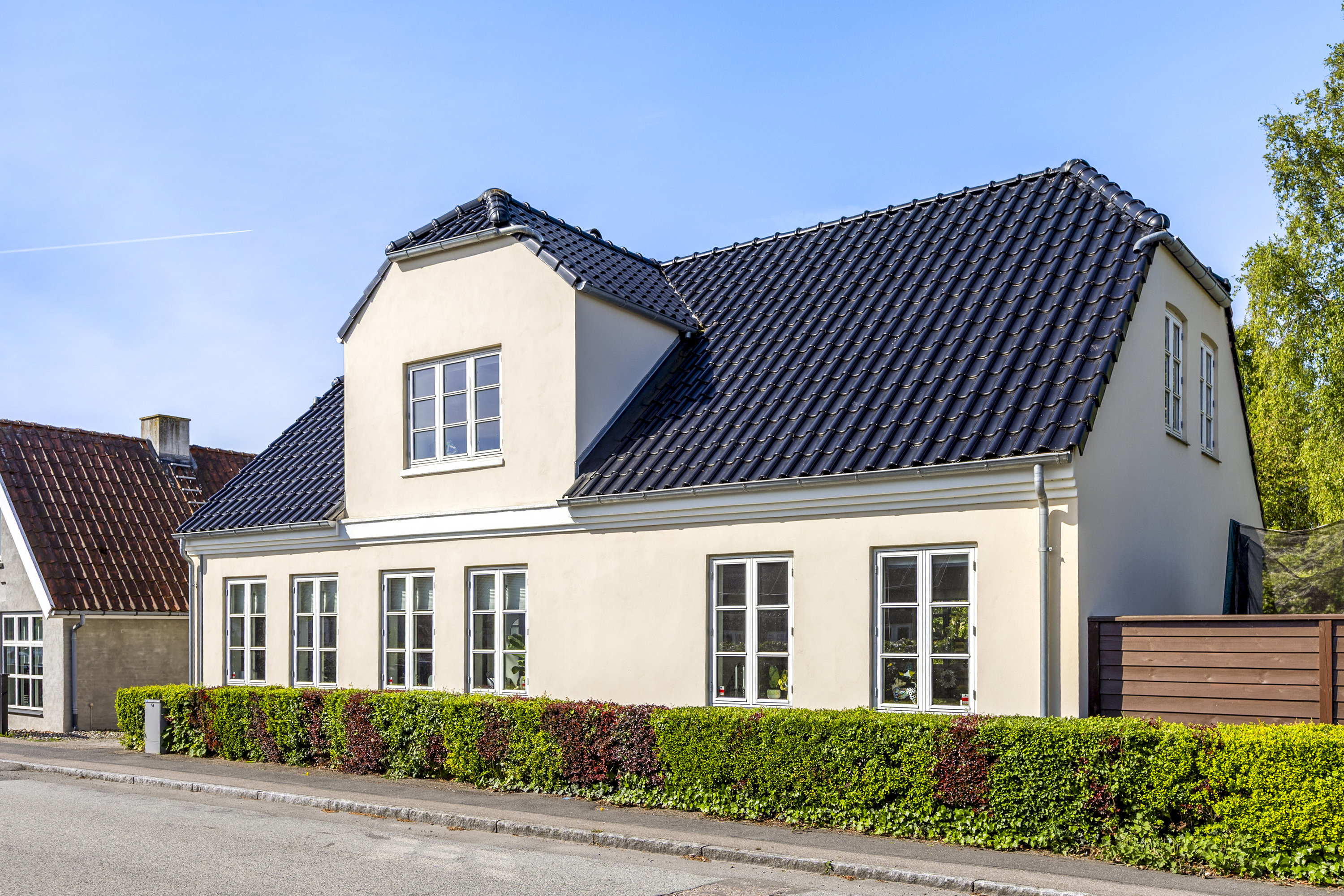 Fremhævet ejendommen billede i fuldskærmstilstand. Billede af Møllebakken 37, 4200 Slagelse