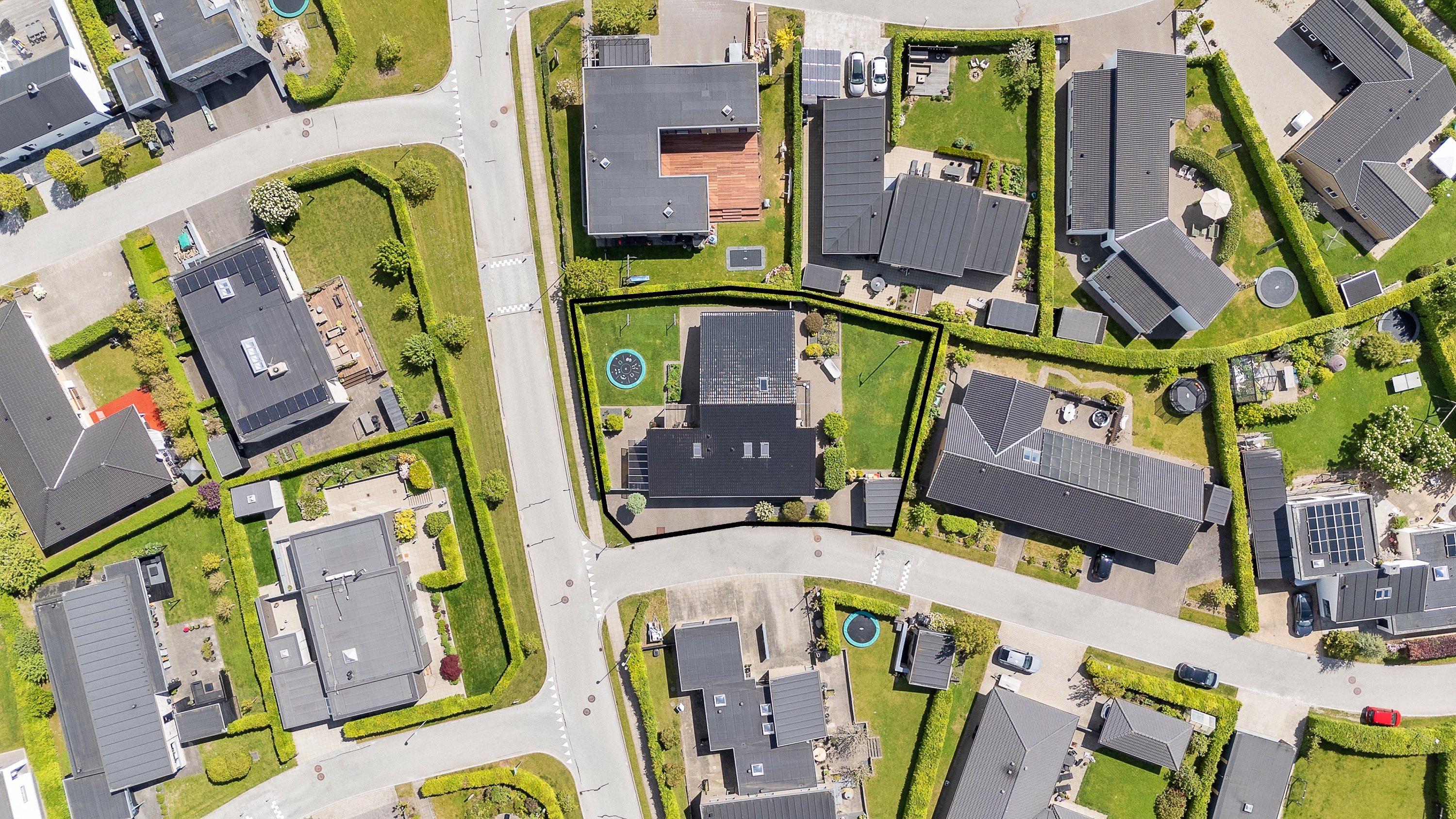 Fremhævet luftfoto billede i fuldskærmstilstand. Billede af Elmehaven 42, 8520 Lystrup
