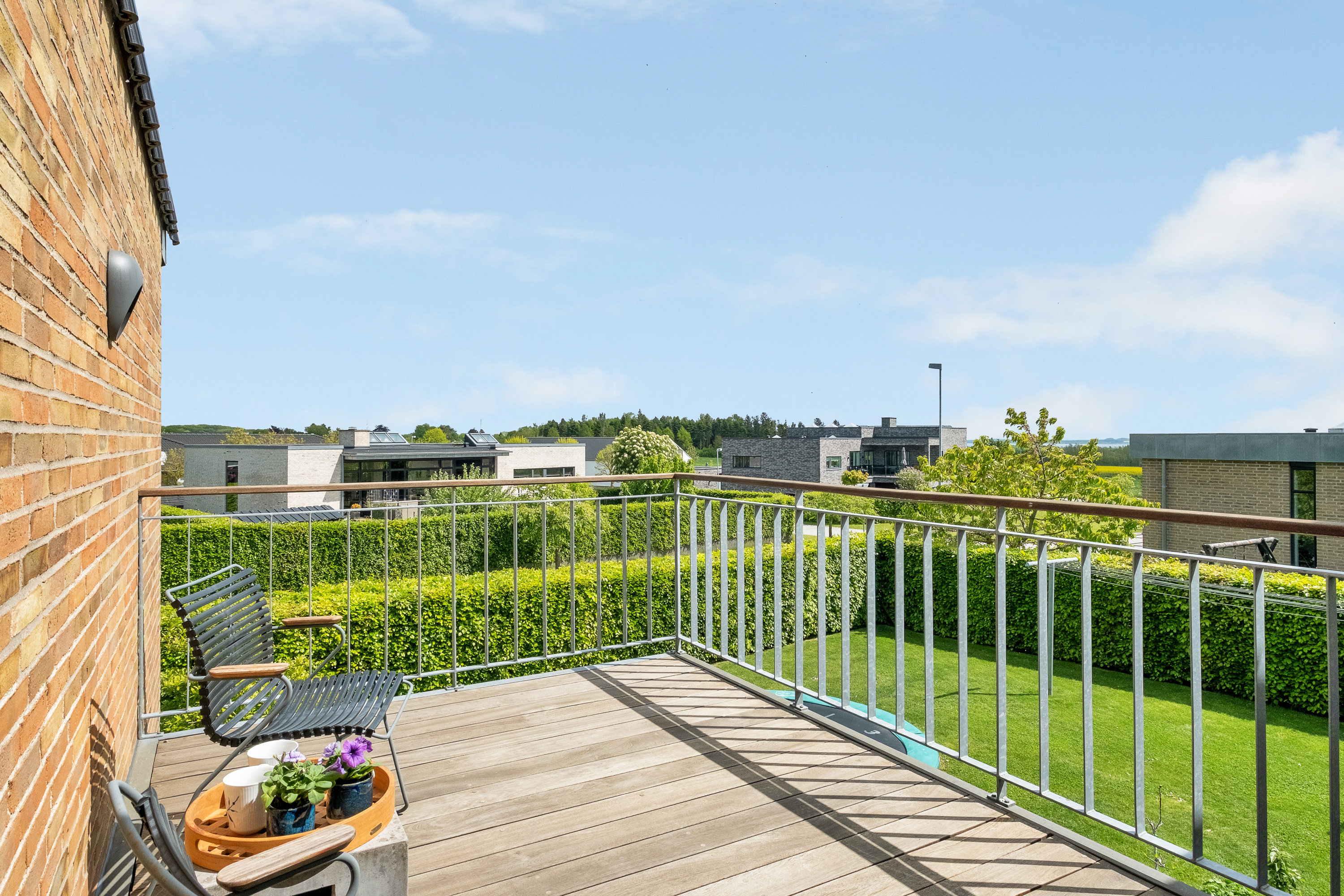 Fremhævet terrasse billede i fuldskærmstilstand. Billede af Elmehaven 42, 8520 Lystrup