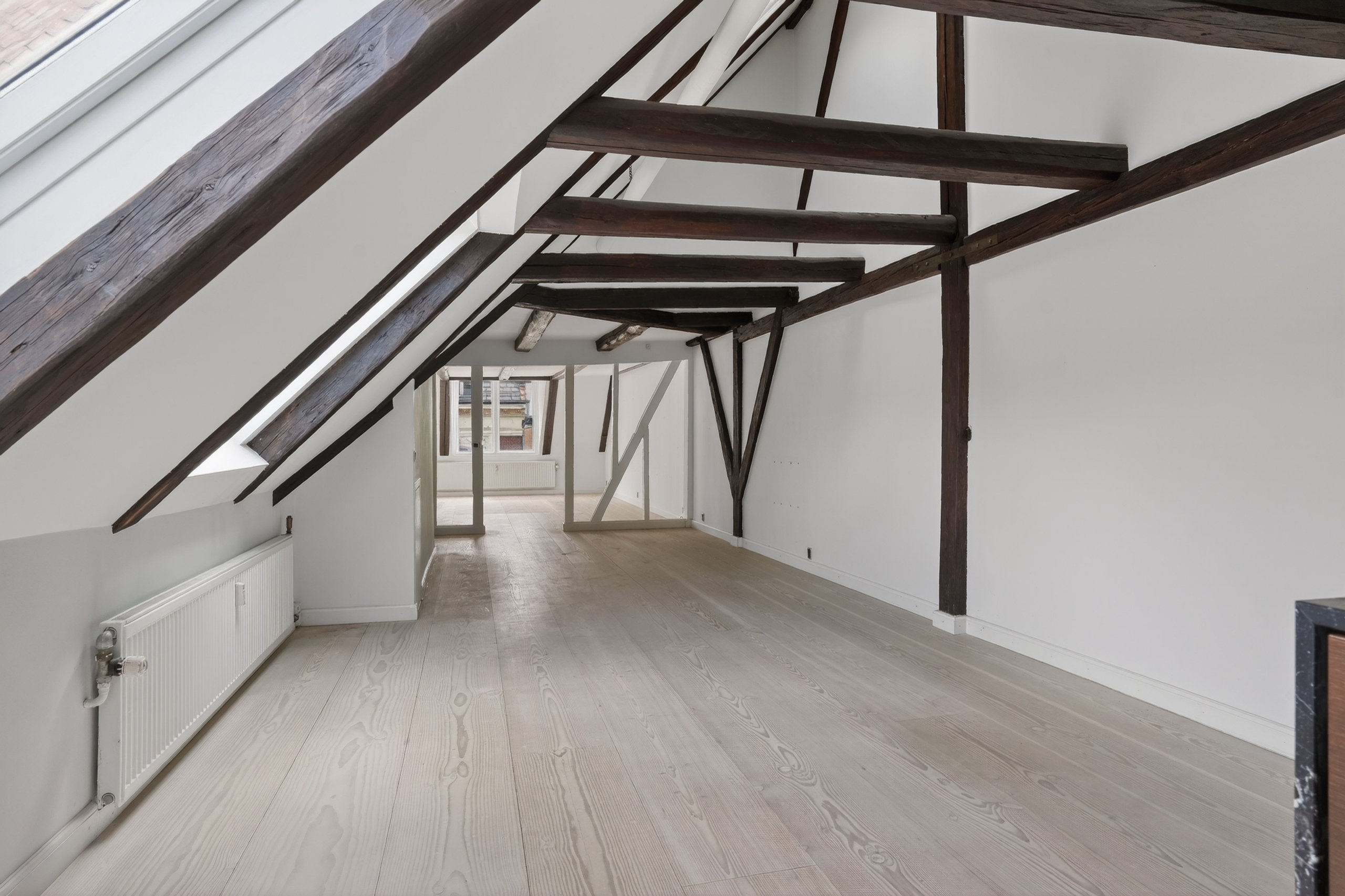 Fremhævet stue billede i fuldskærmstilstand. Billede af Store Kongensgade 67A, 4. th., 1264 København K
