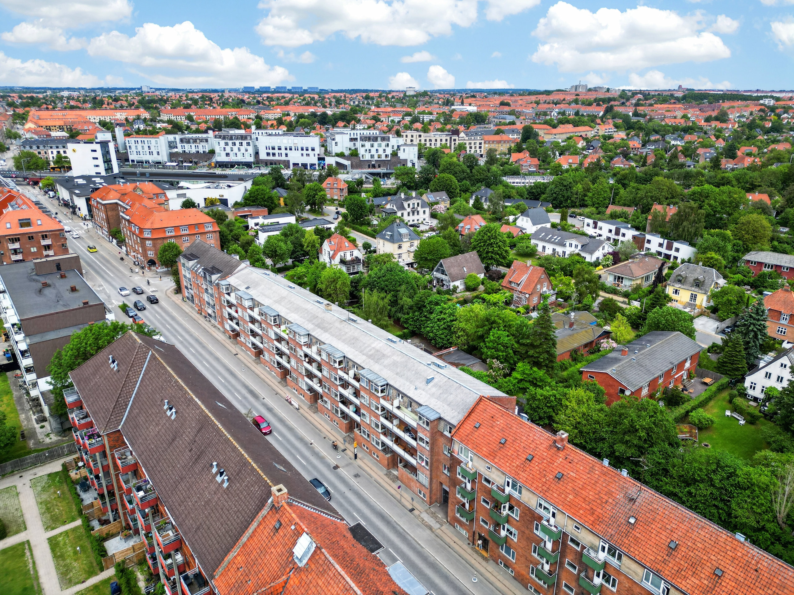 Fremhævet område billede i fuldskærmstilstand. Billede af Jernbane Allé 18, 3. tv., 2720 Vanløse