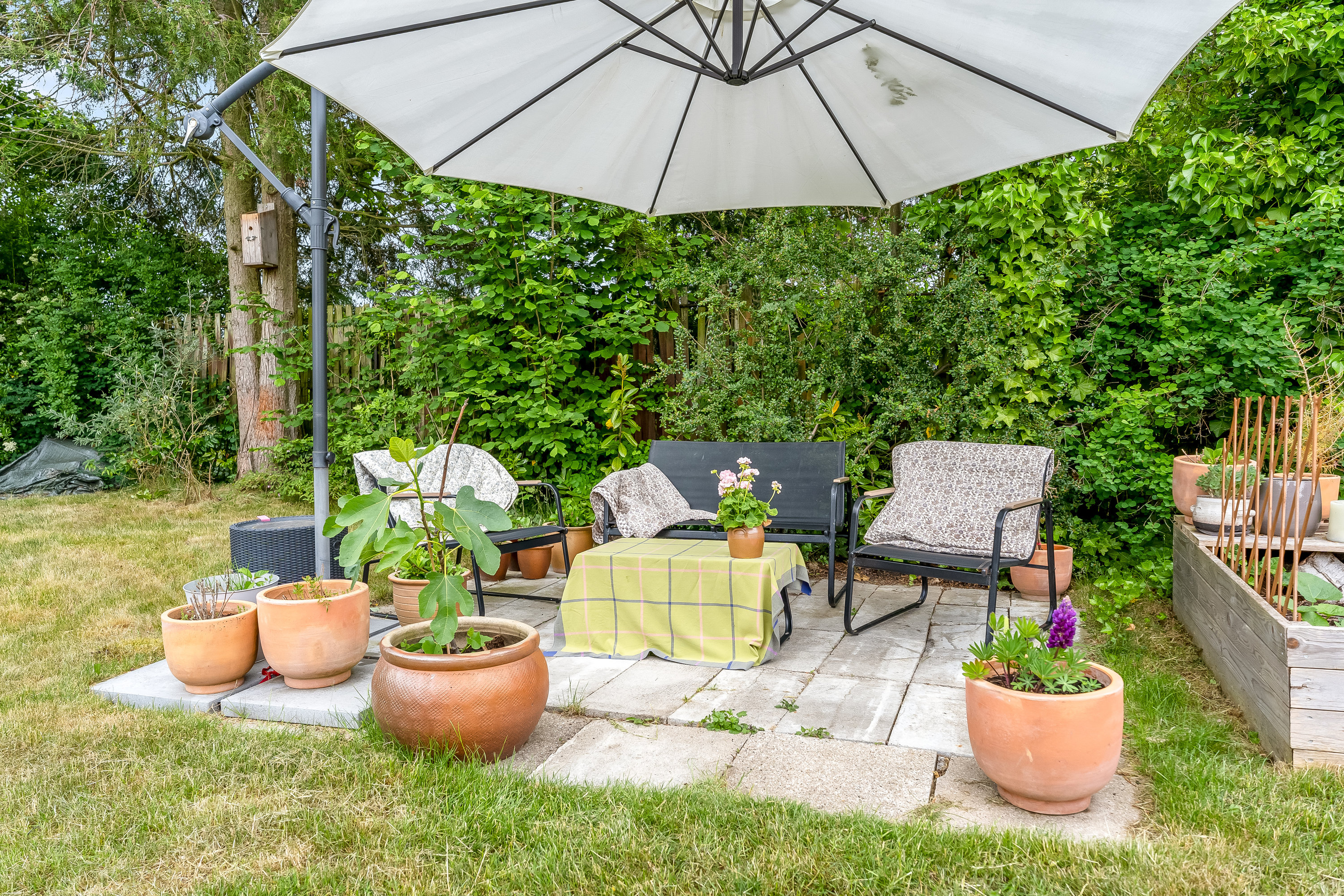 Fremhævet overdækket terrasse billede i fuldskærmstilstand. Billede af Vennerslundvej 2, 4800 Nykøbing F