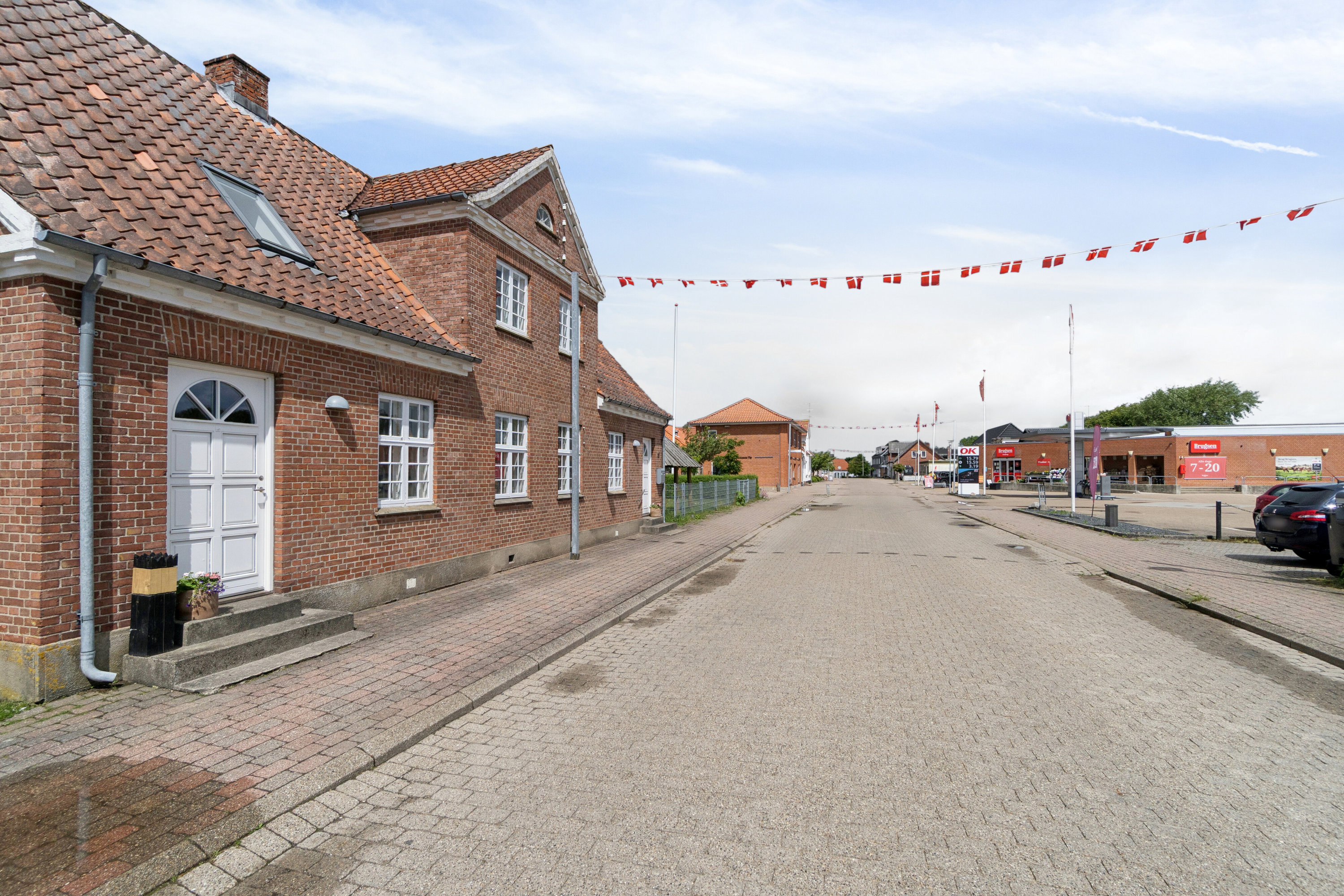 Fremhævet set fra vejen billede i fuldskærmstilstand. Billede af Søndergade 22, 7741 Frøstrup