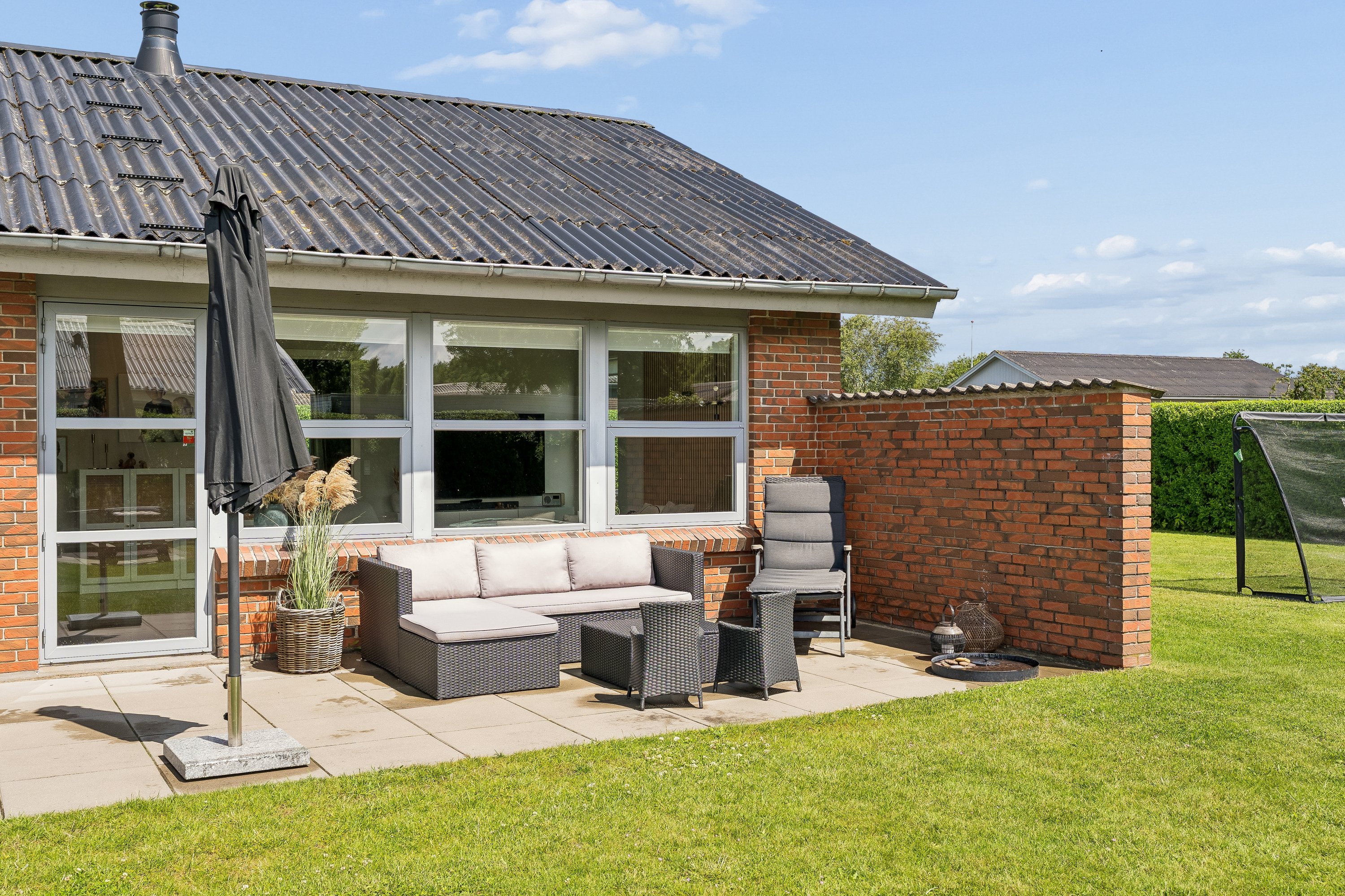 Miniaturebillede 1: terrasse. Billede af Saturnvej 30, 8723 Løsning