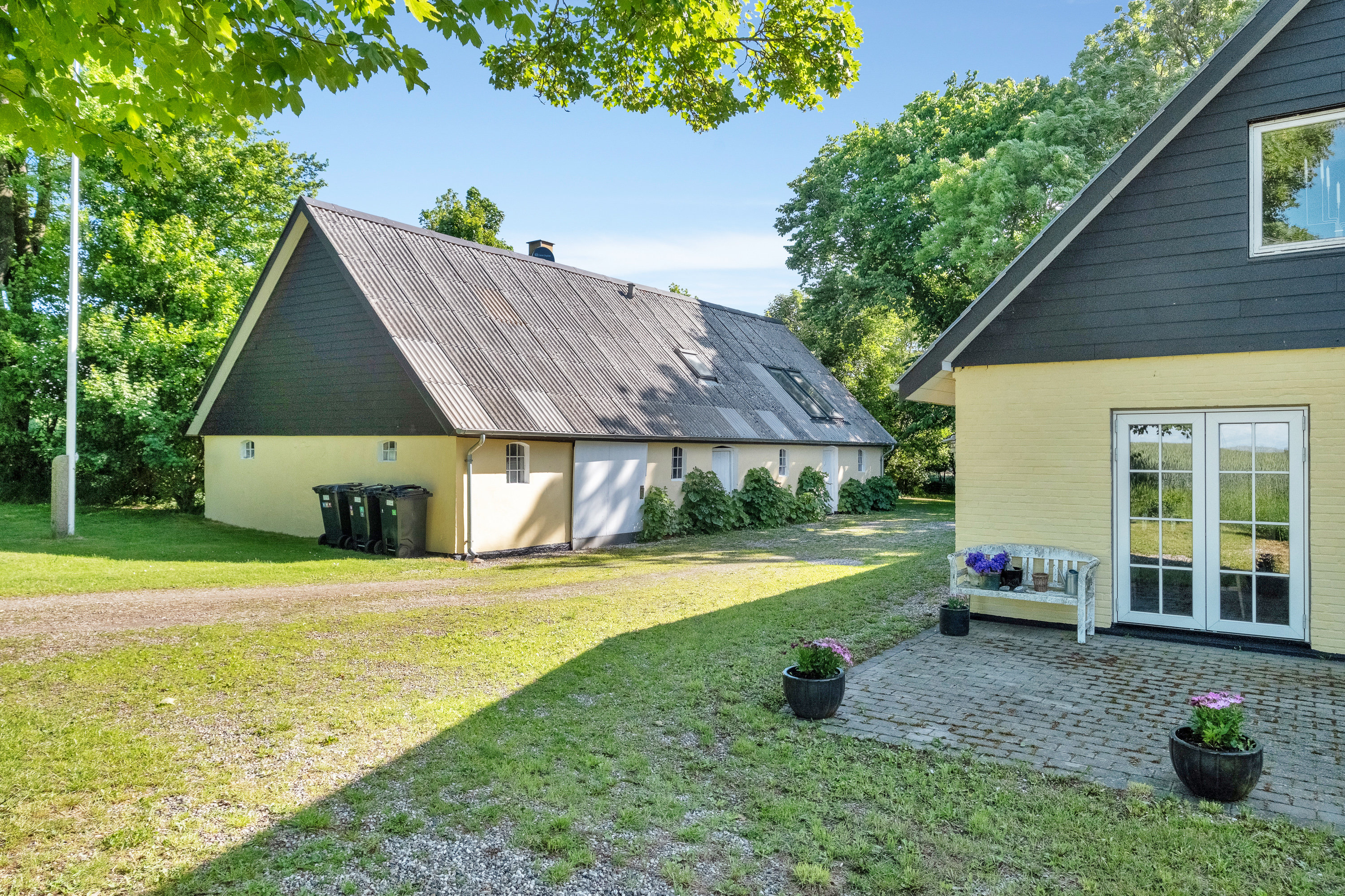 Fremhævet facade billede i fuldskærmstilstand. Billede af Balshøje 5, Balle, 8530 Hjortshøj