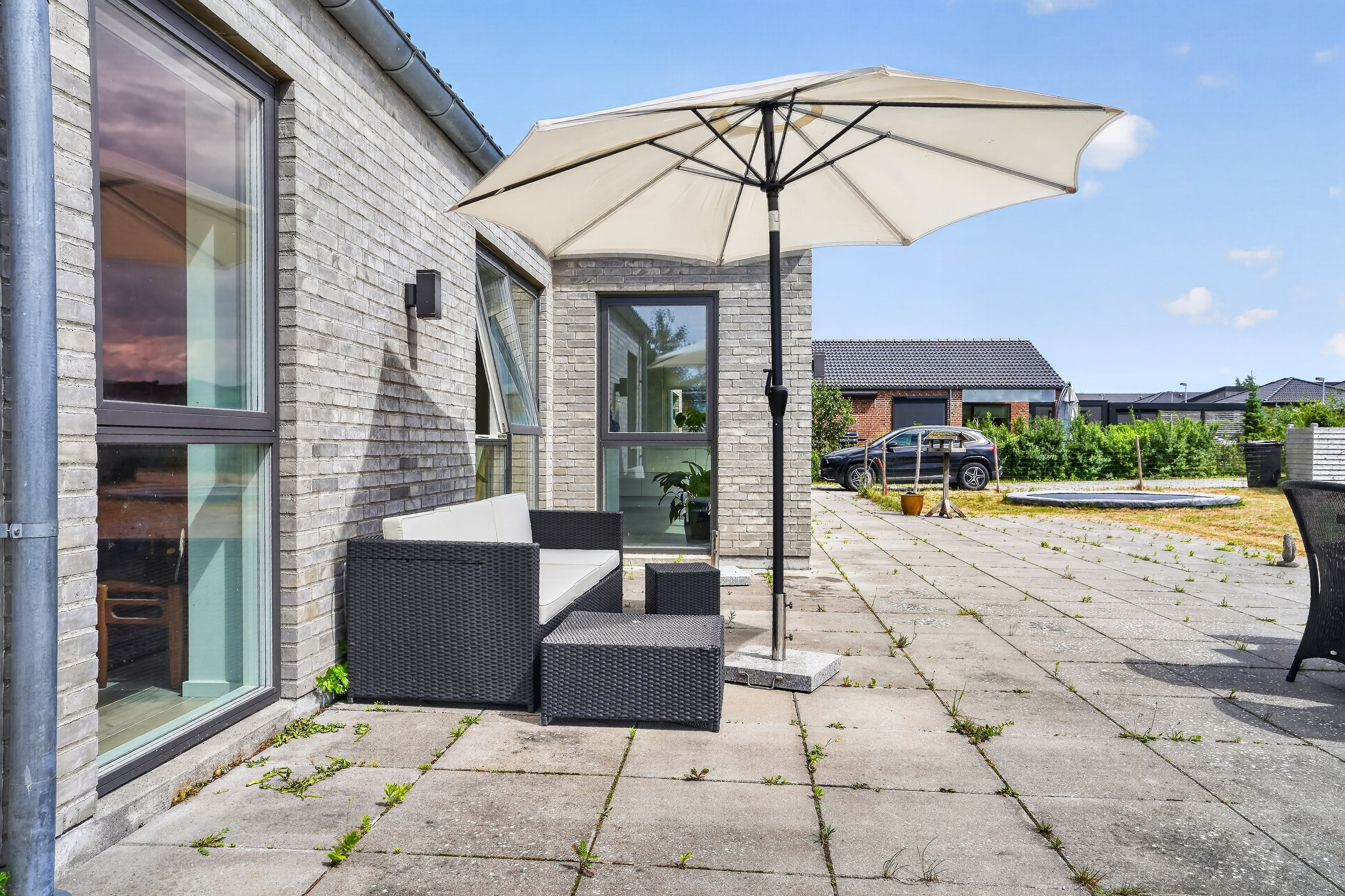 Fremhævet terrasse billede i fuldskærmstilstand. Billede af Sangagervej 14, Alsønderup, 3400 Hillerød