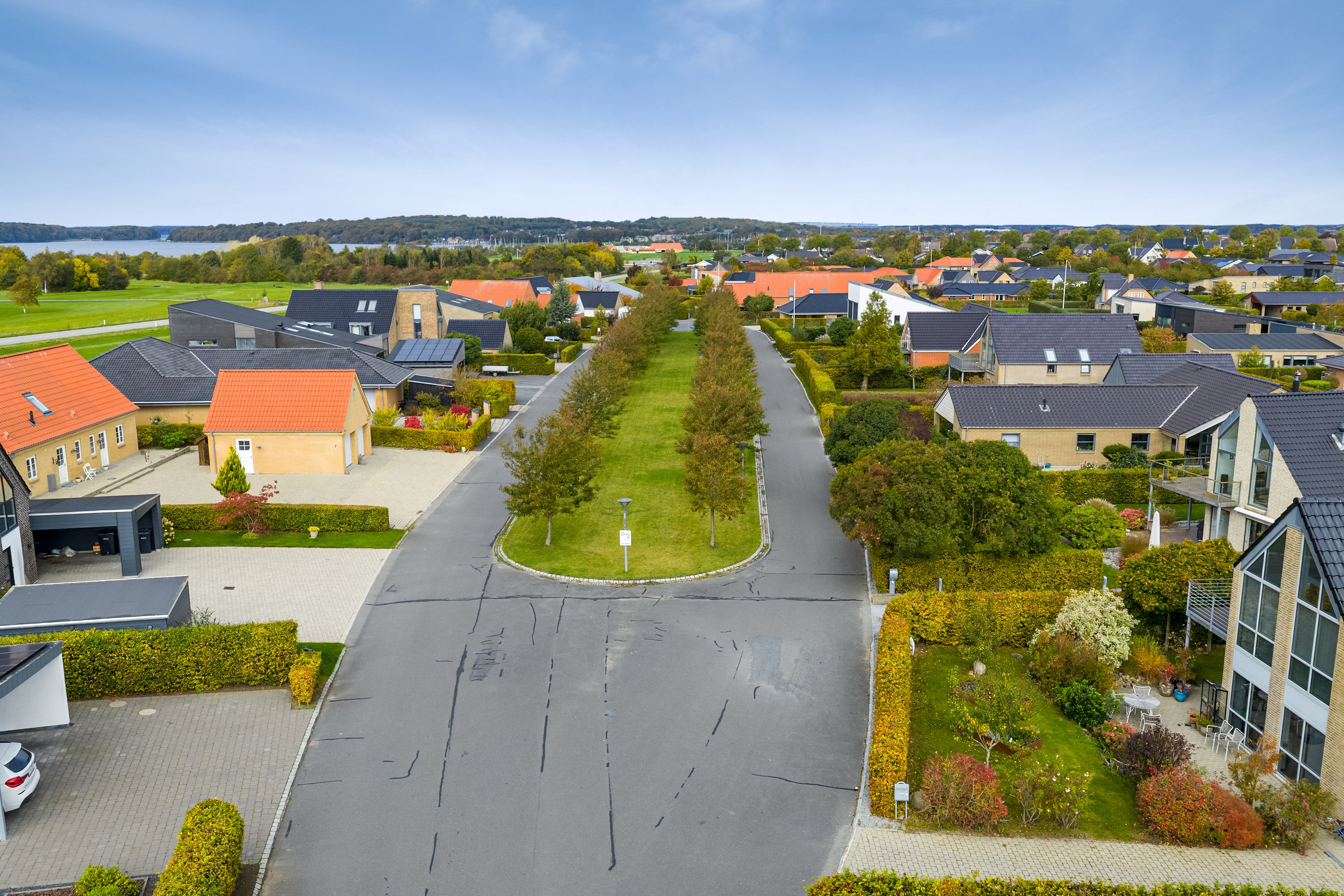 Fremhævet luftfoto billede i fuldskærmstilstand. Billede af Rømøvænget 9, 5500 Middelfart