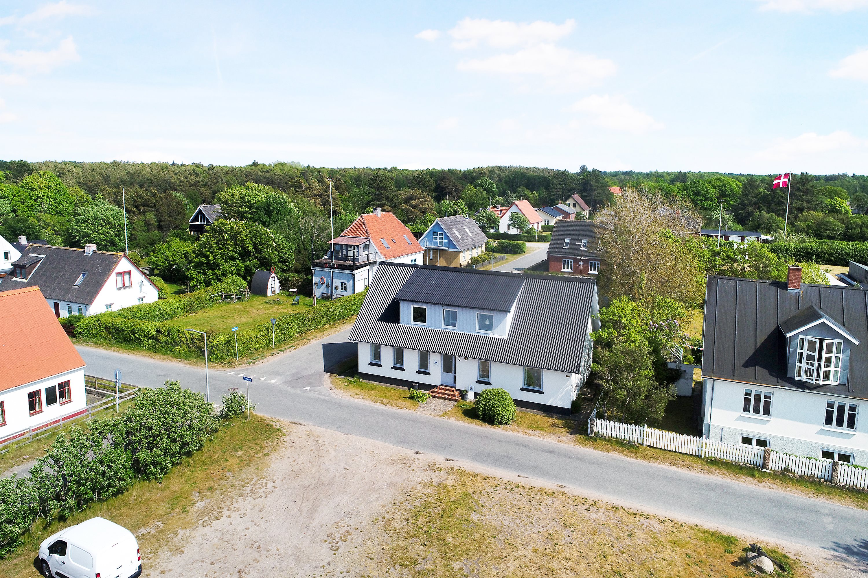 Fremhævet luftfoto billede i fuldskærmstilstand. Billede af Plantagevej 8, Vesterø Havn, 9940 Læsø