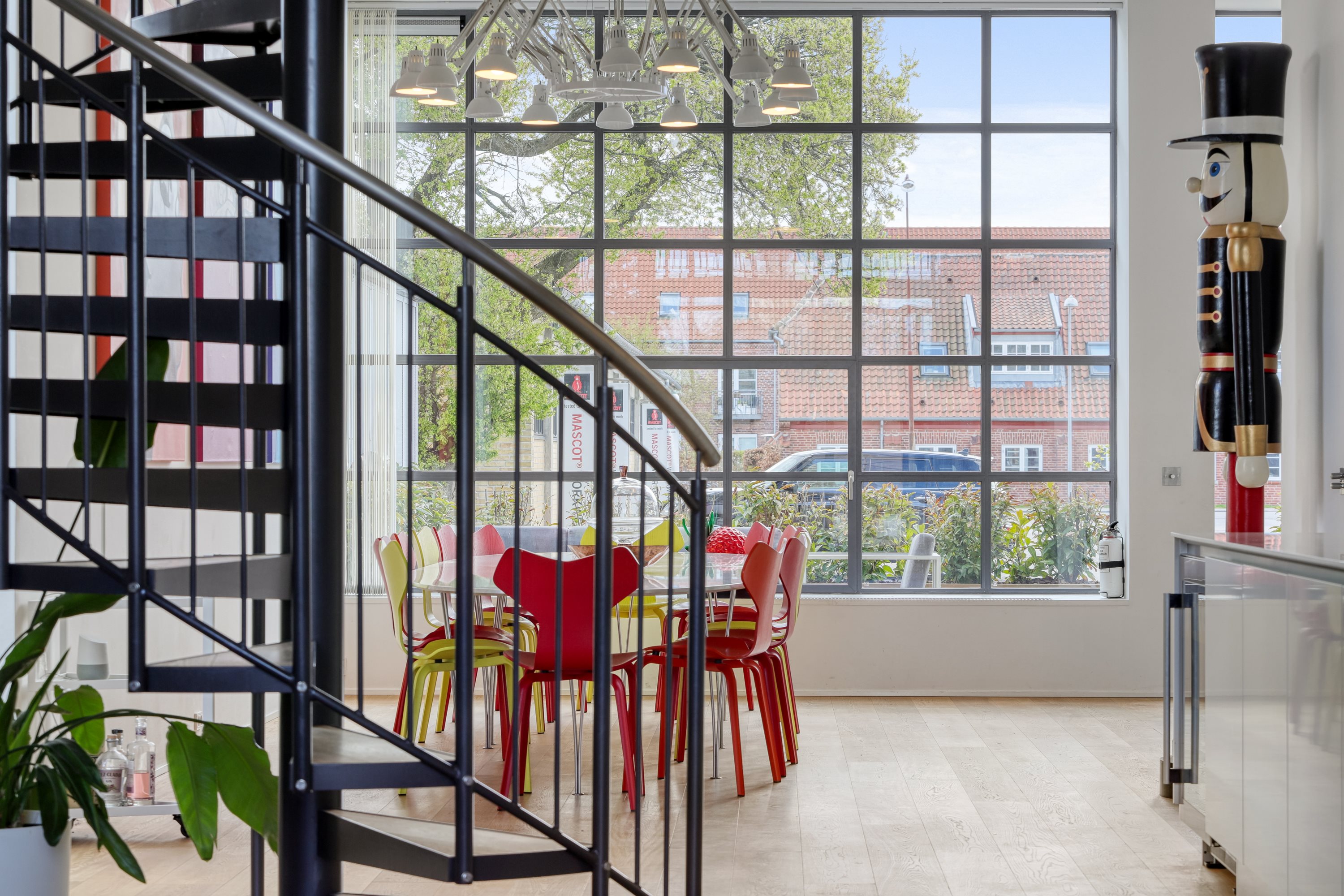 Fremhævet andet billede i fuldskærmstilstand. Billede af Filmbyen 8A, 2650 Hvidovre